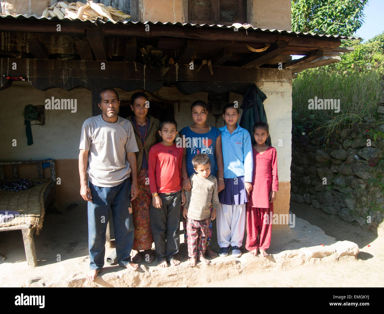 Poveri rurali famiglia contadina nepalesi Lukla Nepal Asia Foto Stock
