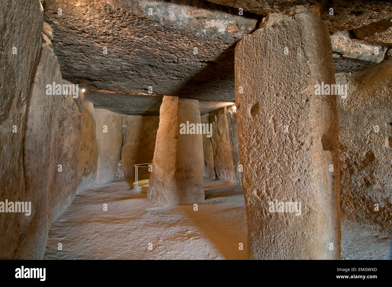 Dolmen - Cueva de Menga, Antequera, provincia di Malaga, regione dell'Andalusia, Spagna, Europa Foto Stock