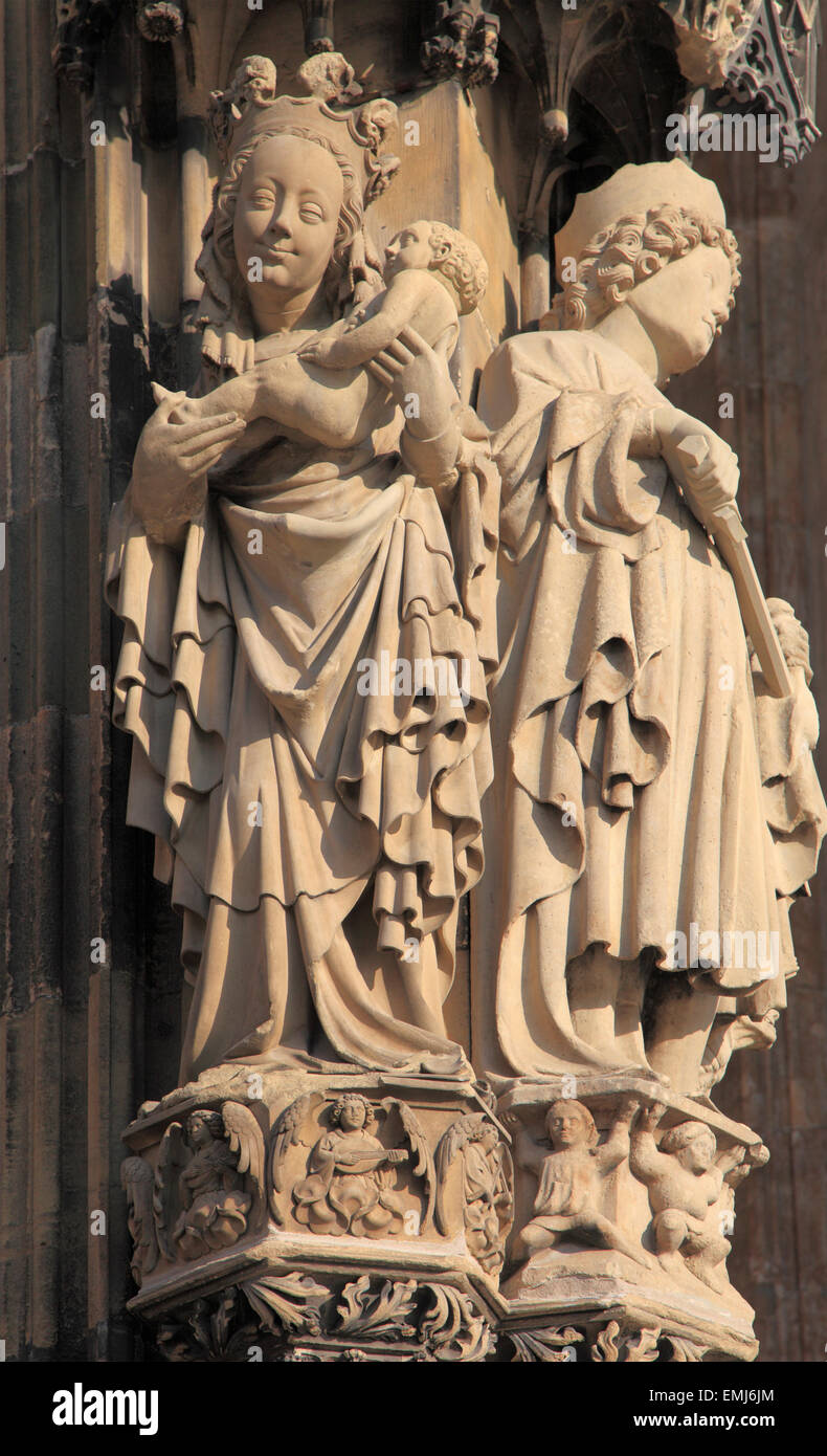 Germania Baden-Württemberg Cattedrale di Ulm Münster statue Foto Stock