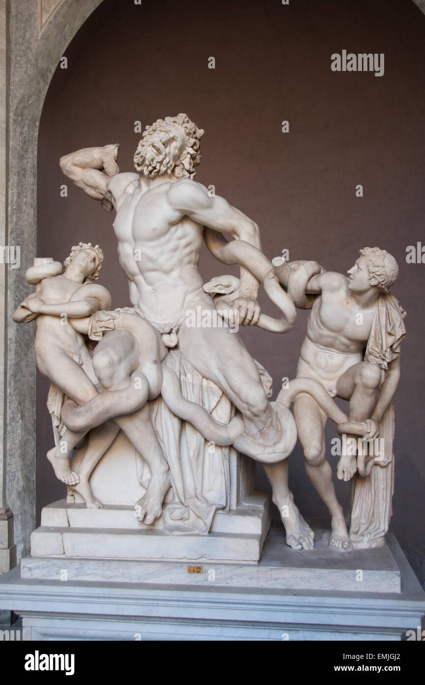 Statua della mitologia greca Laocoonte nei Musei Vaticani e Città del  Vaticano Foto stock - Alamy