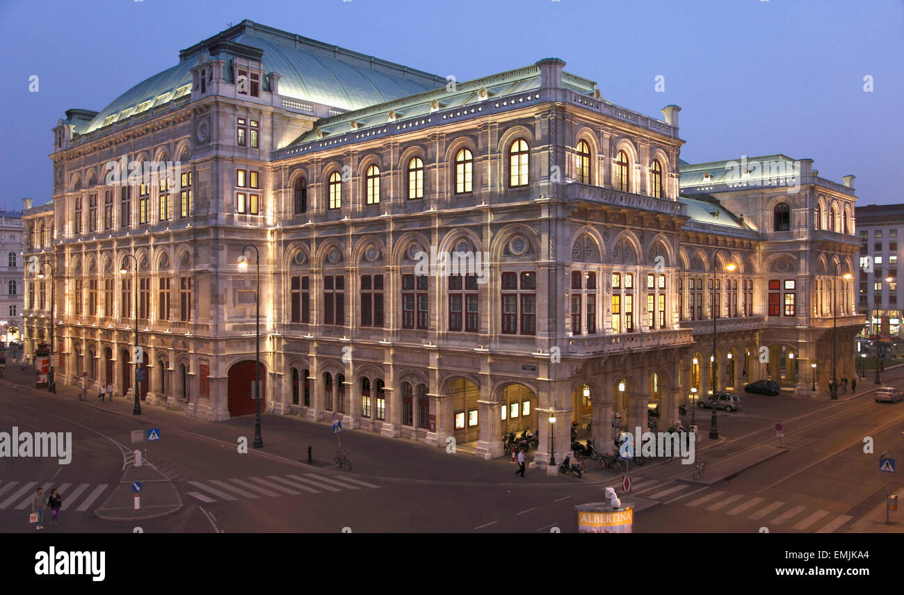 Austria, Vienna, al teatro dell'opera Staatsoper Foto Stock