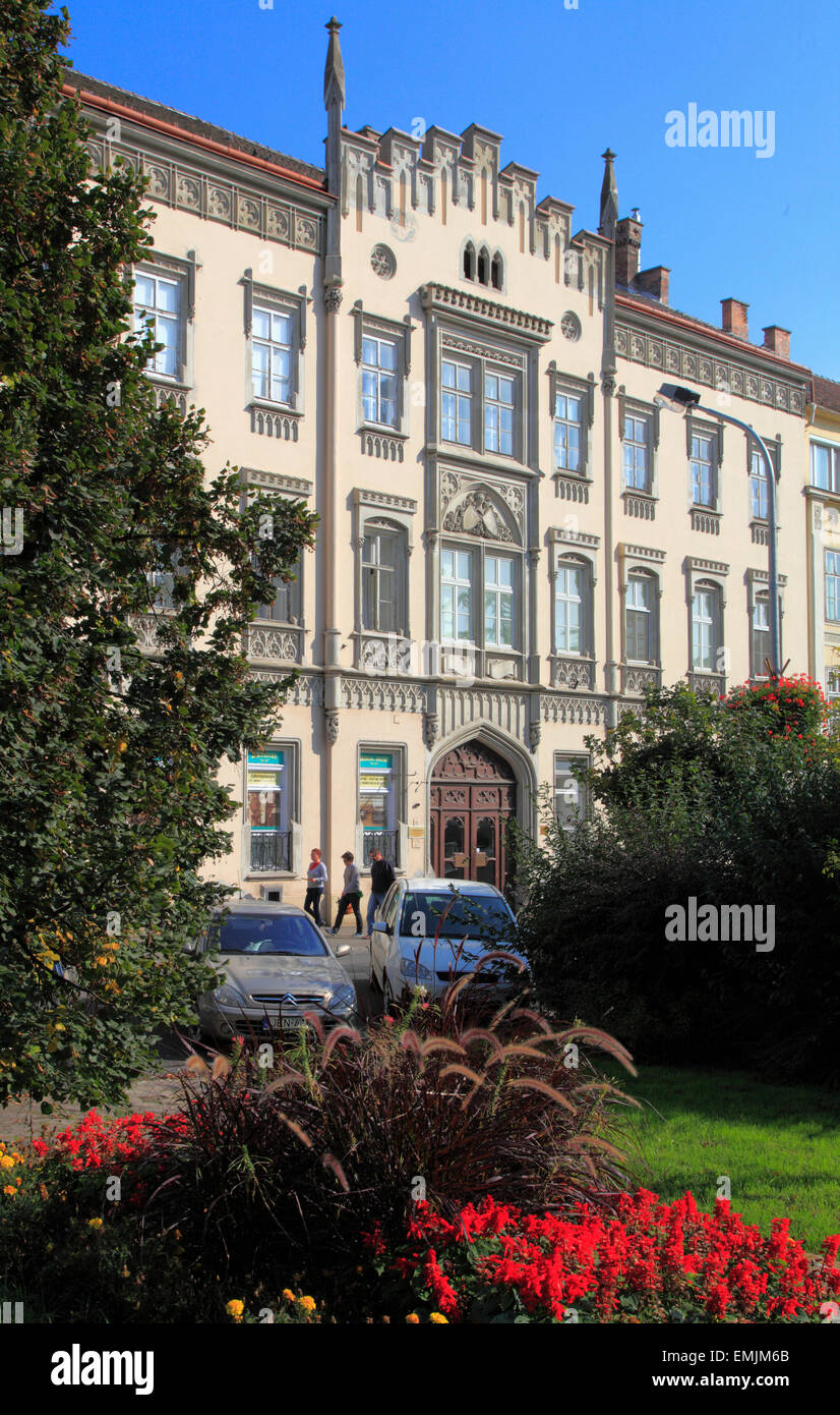 Ungheria Sopron Piazza Széchenyi architettura storica scena di strada Foto Stock