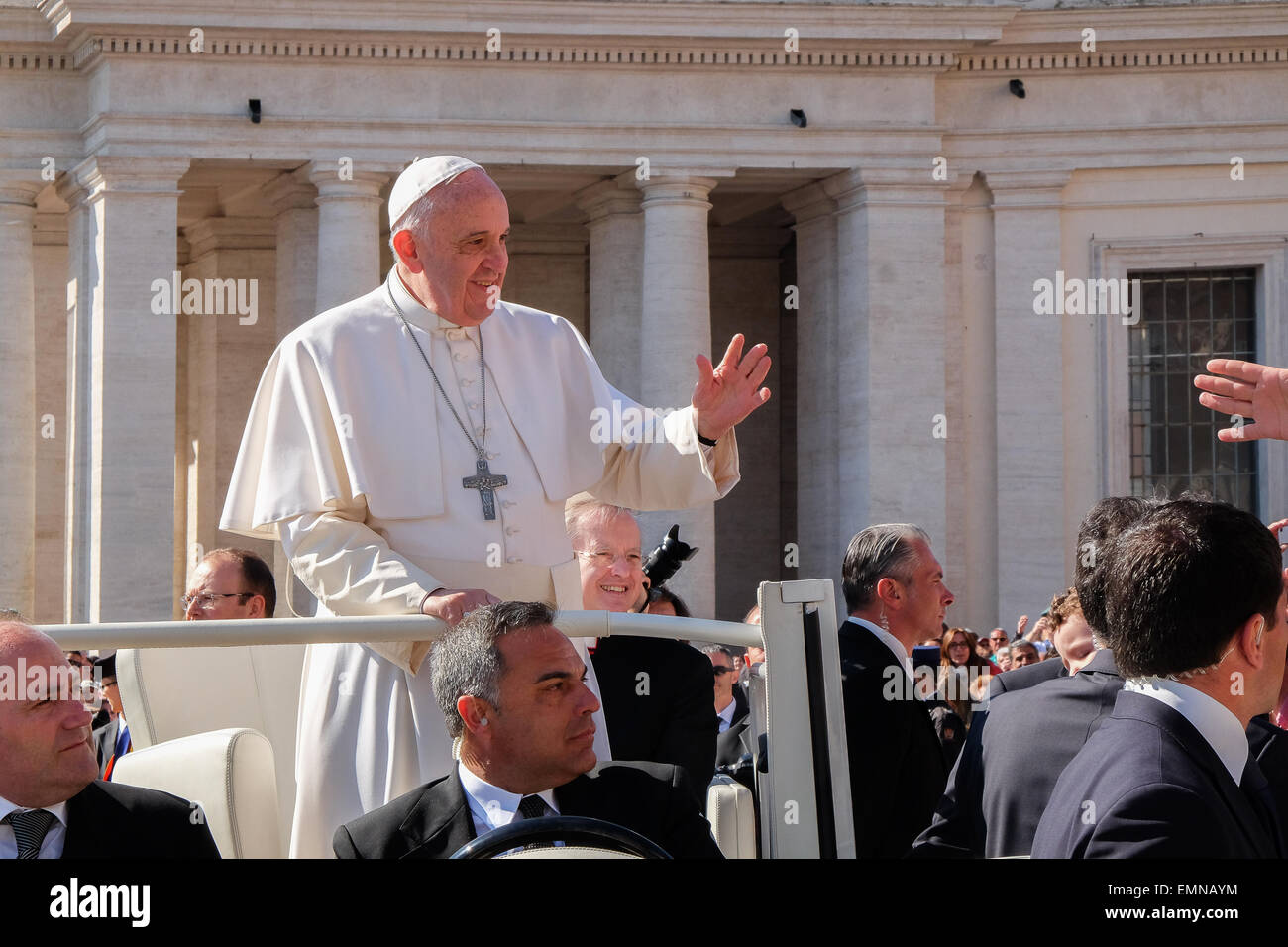 Città del Vaticano. 22 apr, 2015. Papa Francesco, Udienza generale del 22 aprile 2015 Credit: Davvero Facile Star/Alamy Live News Foto Stock