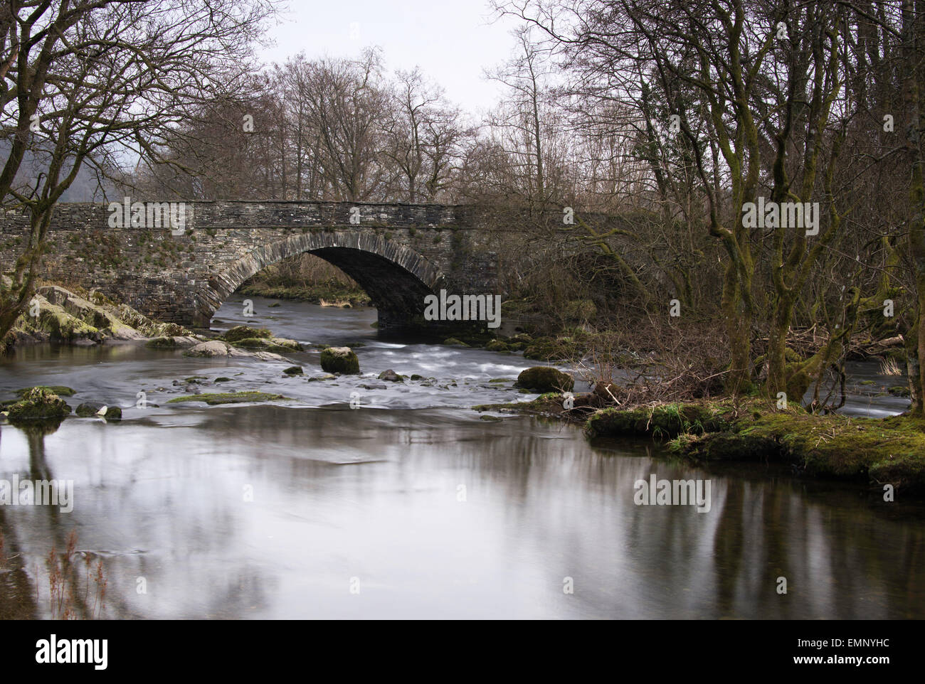 Skelwith Bridge, Fiume Brathay, Lake District, Inghilterra Foto Stock