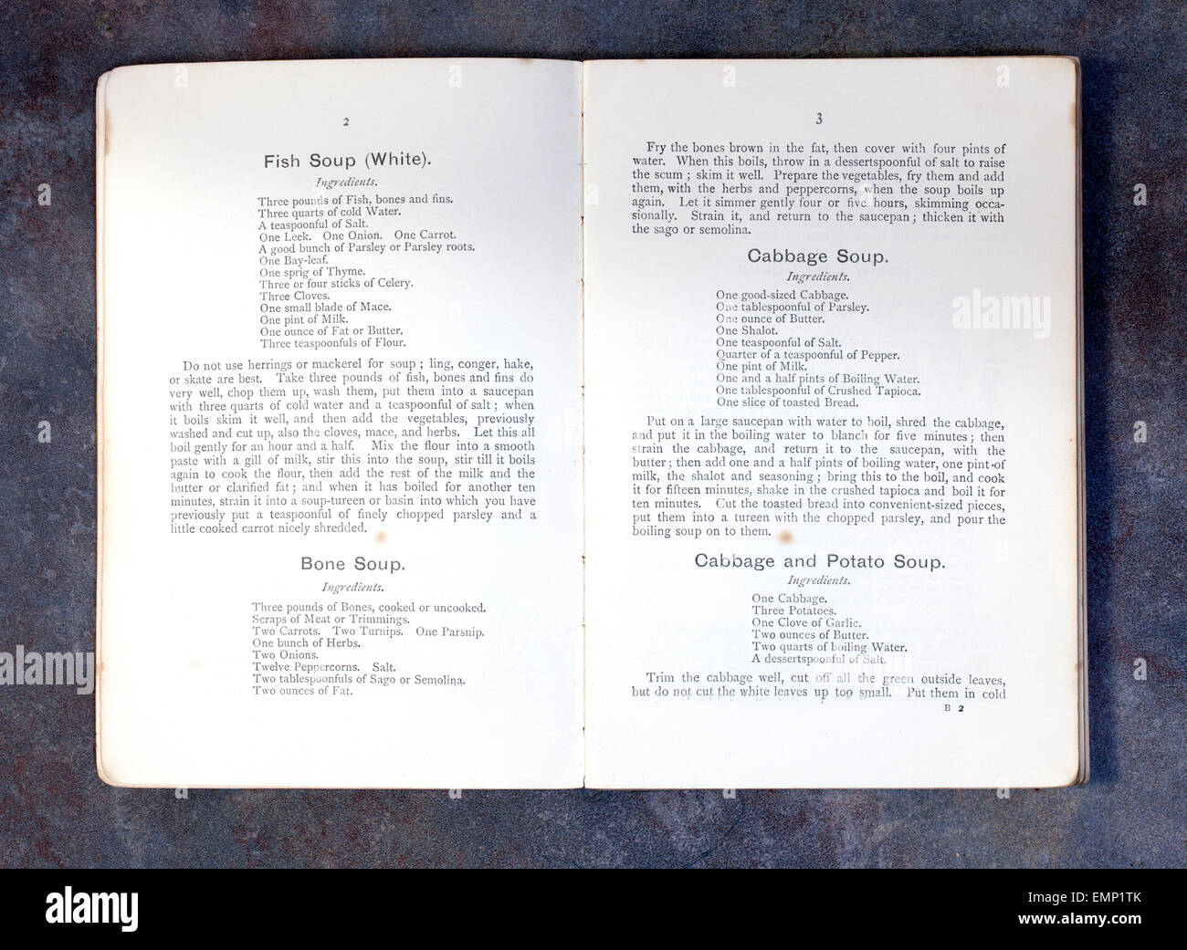 Semplici ricette di cucina - Il manuale ufficiale nazionale della Scuola di Formazione in cucina dalla onorevole Charles Clarke Foto Stock