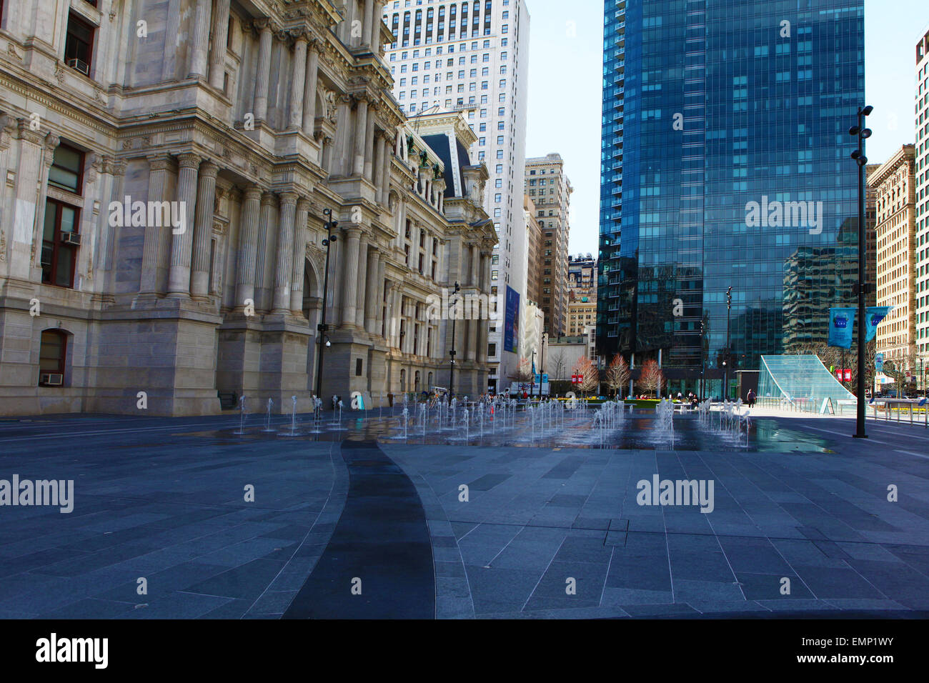 Le fontane al di fuori della città di Hall in Philadelphia Foto Stock