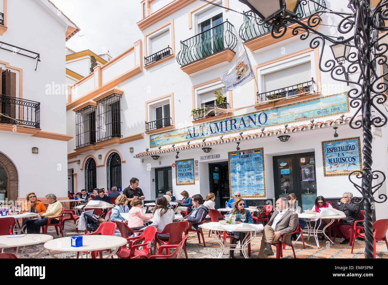 Ristorante esterno mangiare Altamirano ristorante Marbella Spagna Foto Stock