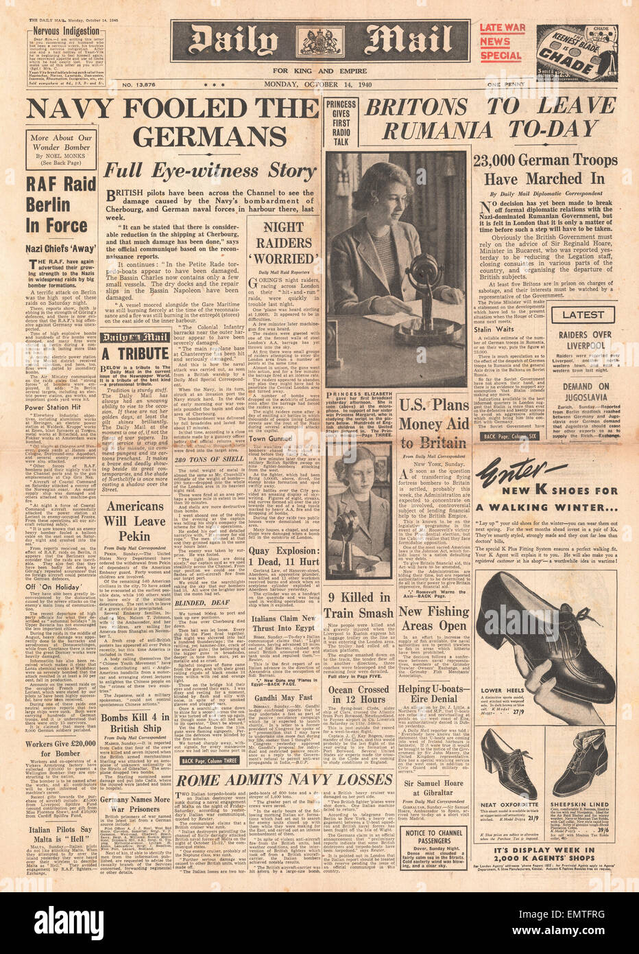 1940 front page Daily Mail Royal Navy bombardano Cherbourg Principessa Elisabetta fa il suo primo discorso di broadcast Foto Stock