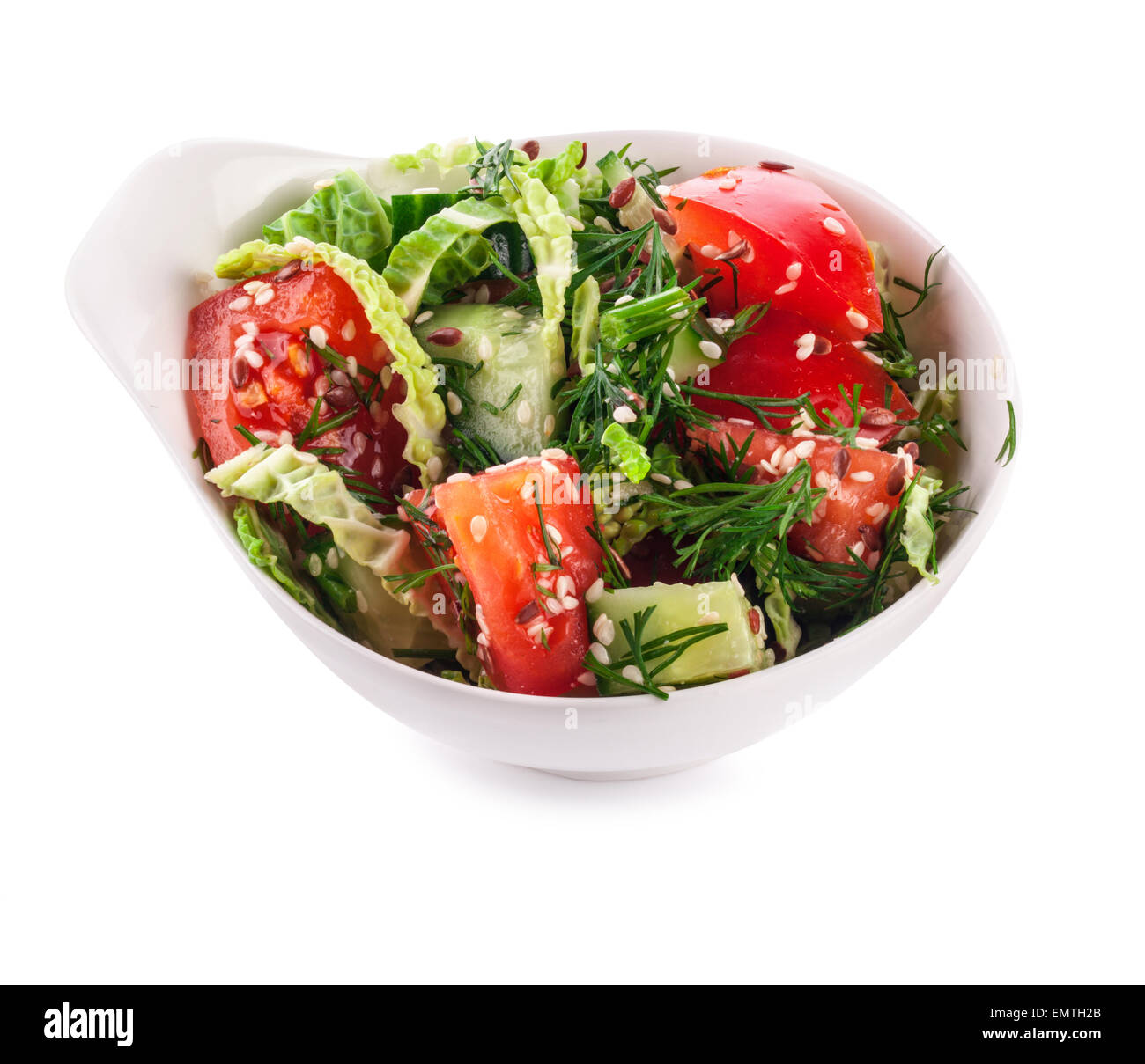 Insalata in ciotola bianco isolato su sfondo bianco Foto Stock