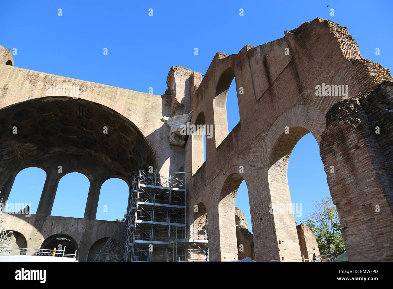 L'Italia. Roma. Basilica di Massenzio. Iv secolo D.C. Rovine. Foro Romano. Foto Stock