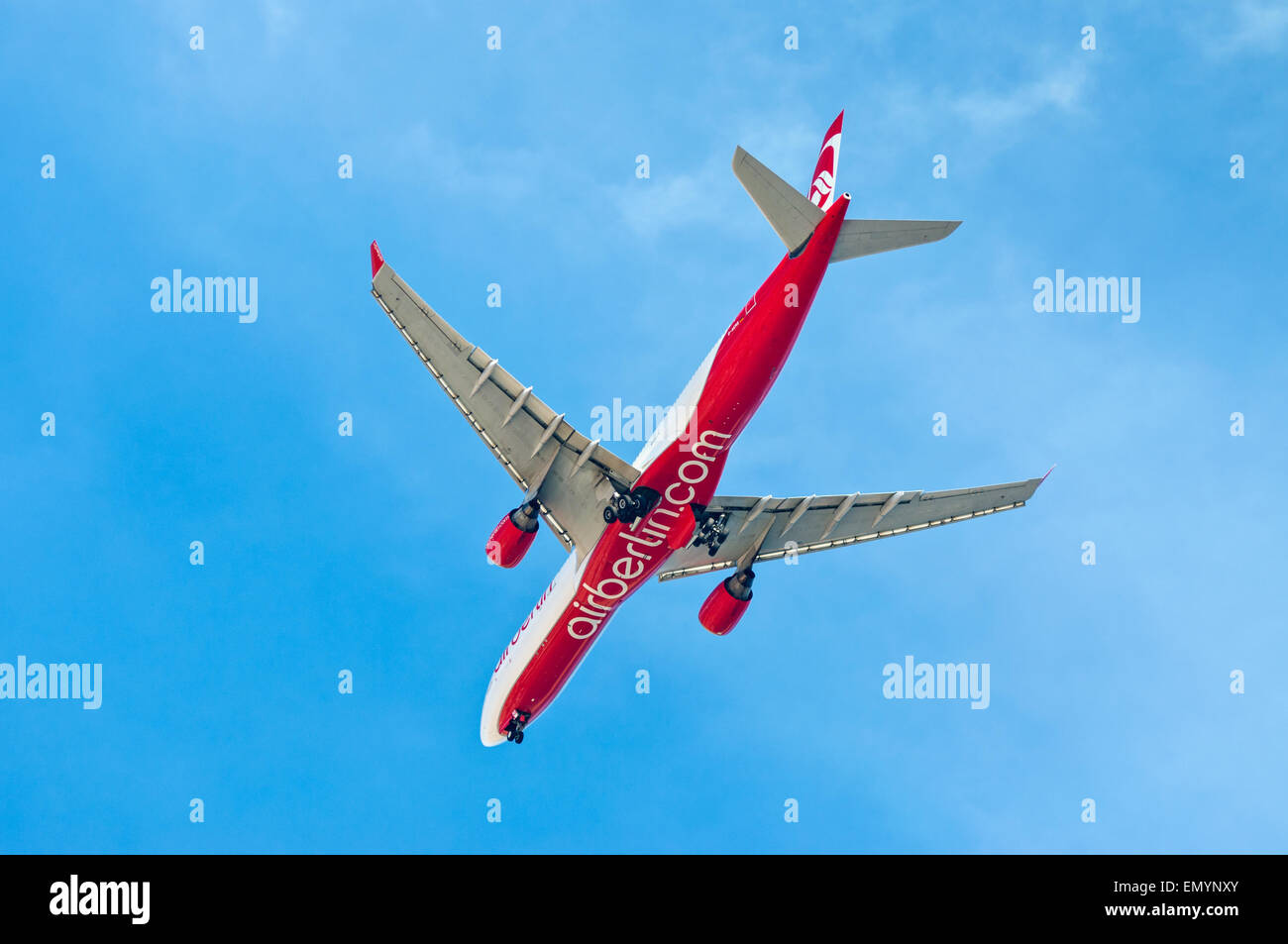 Airbus A330 -322 Air Berlin lo sbarco in Sharm el Sheikh aeroporto internazionale Foto Stock