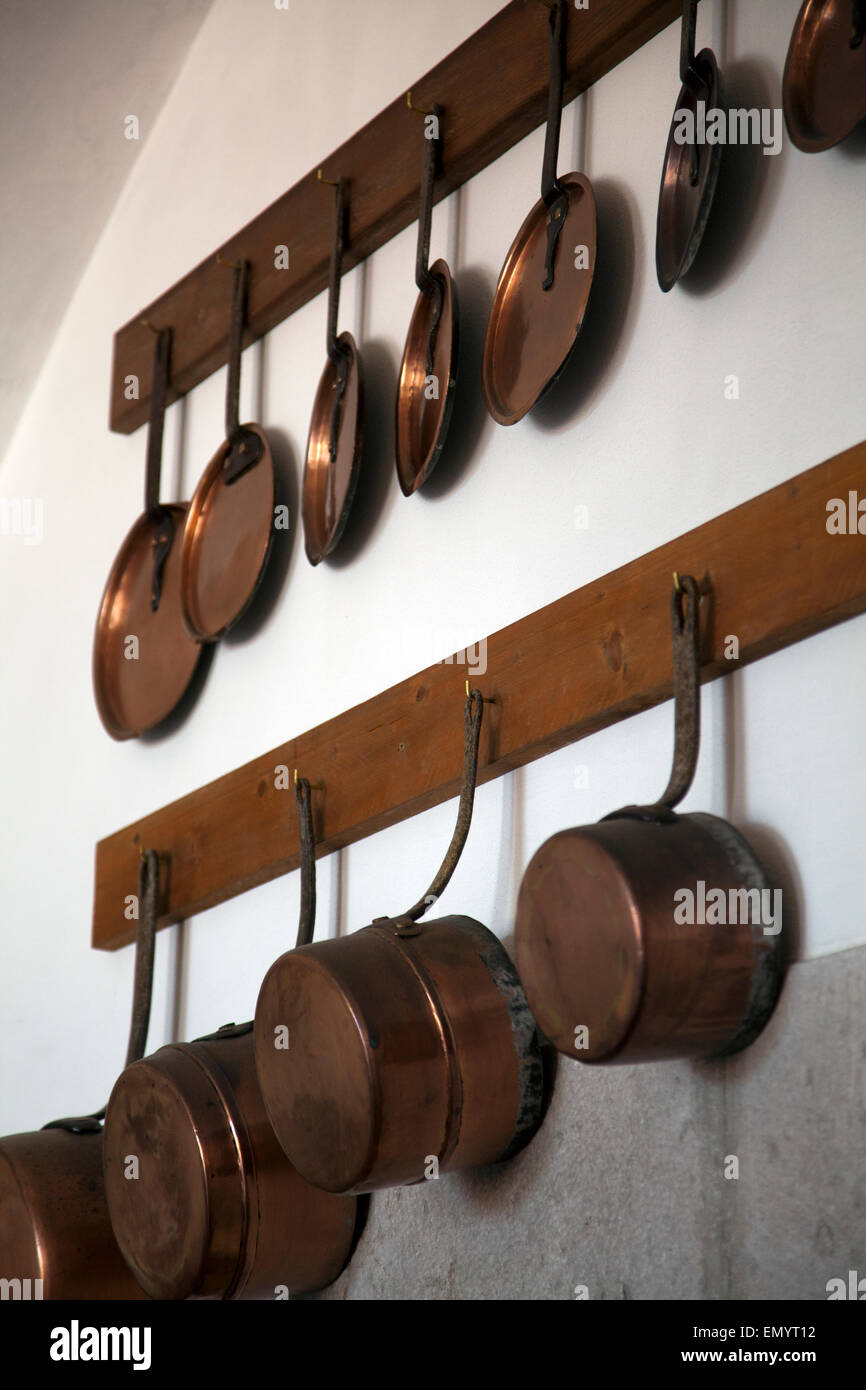 Palácio da Pena in rame da cucina pentole e padelle - Sintra, Portogallo Foto Stock