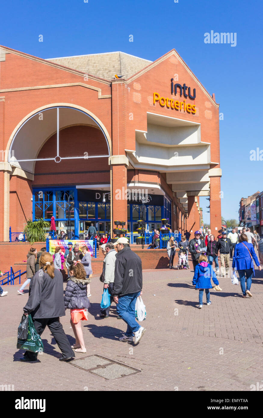 Intu Potteries Shopping Centre City Center Stoke on Trent Staffordshire Inghilterra GB UK EU Europe Foto Stock