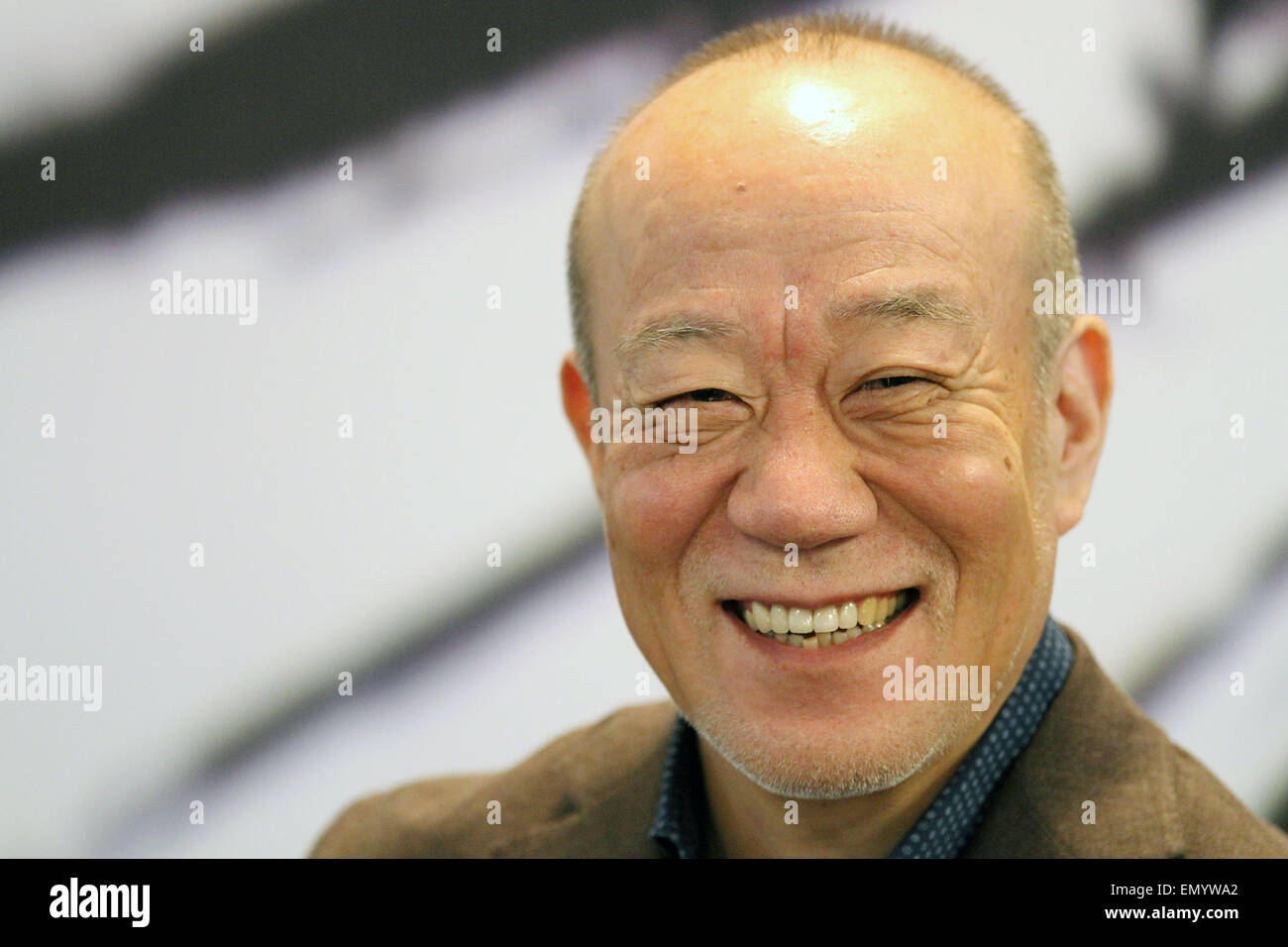 Udine, Italia. 24 Aprile, 2015. Il giapponese del compositore e pianista Joe Hisaishi guarda nel corso di una conferenza stampa presso la17Th Estremo Oriente Film Festival (festival della pellicola per popolare il cinema asiatico 23 Aprile - 2 maggio) il 24 aprile del 2015 al Nuovo Giovanni da Udine teatro di Udine. Credito: Andrea Spinelli/Alamy Live News Foto Stock