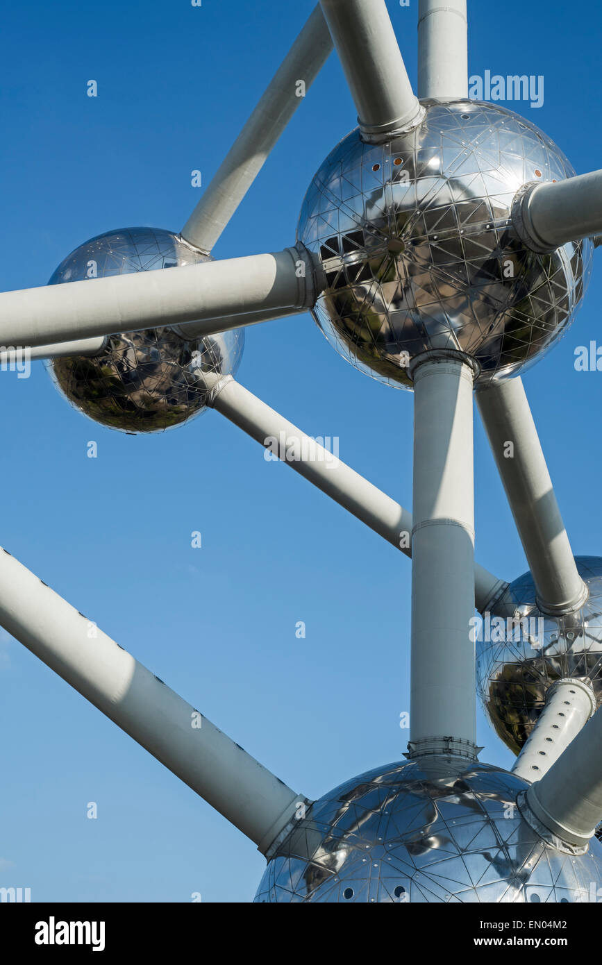 L'Atomium, edificio di Bruxelles originariamente costruito per Expo 58, 1958 Bruxelles Fiera Mondiale in Belgio Foto Stock