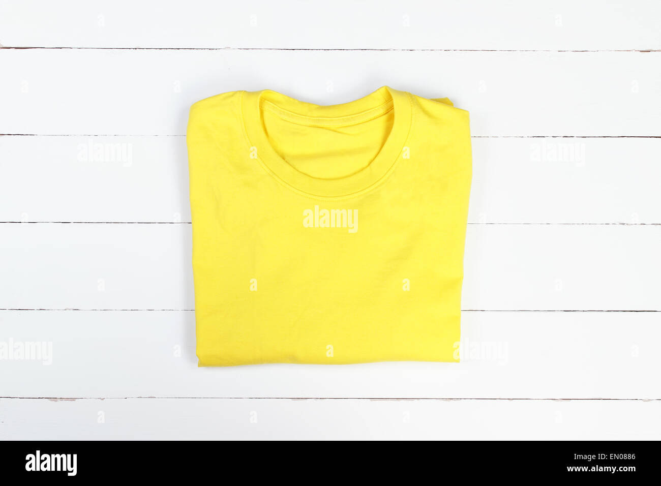 T-shirt gialla Foto Stock