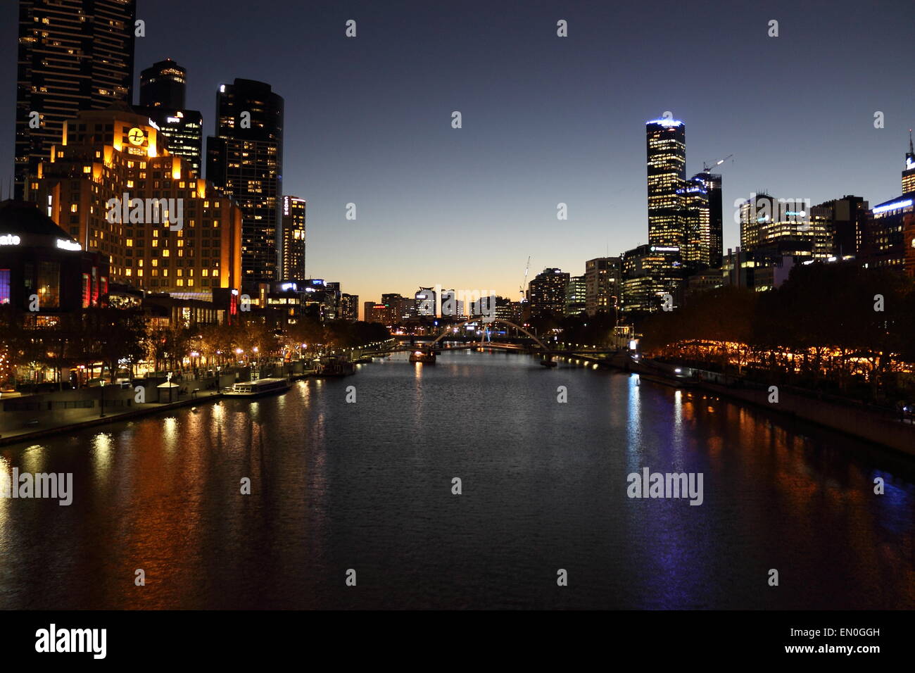 Sul fiume Yarra, Melbourne CBD Foto Stock