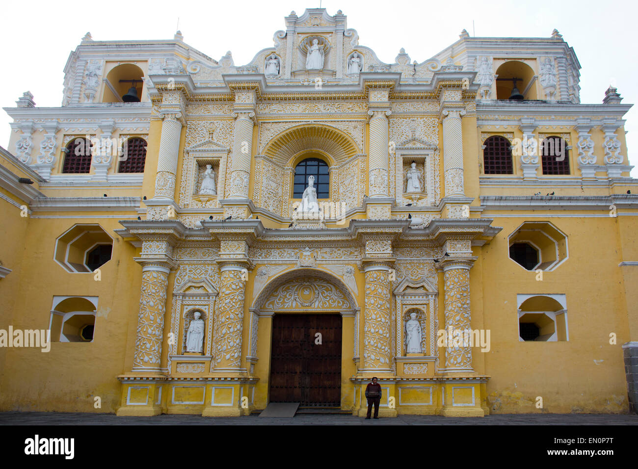 La Merced chiesa in Antigua, Guatemala Foto Stock