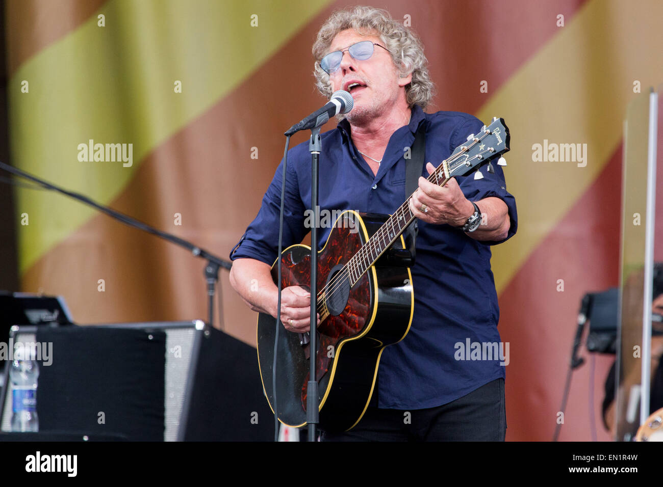 New Orleans, Louisiana, Stati Uniti d'America. Xxv Aprile, 2015. Il cantante Roger DALTREY dell'che suona dal vivo durante il New Orleans Jazz e Heritage Festival a New Orleans, Louisiana Credito: Daniel DeSlover/ZUMA filo/Alamy Live News Foto Stock