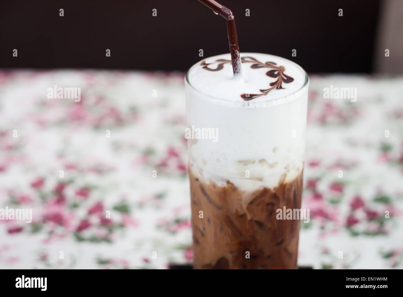 Iced mocha latte con schiuma di micro, stock photo Foto Stock