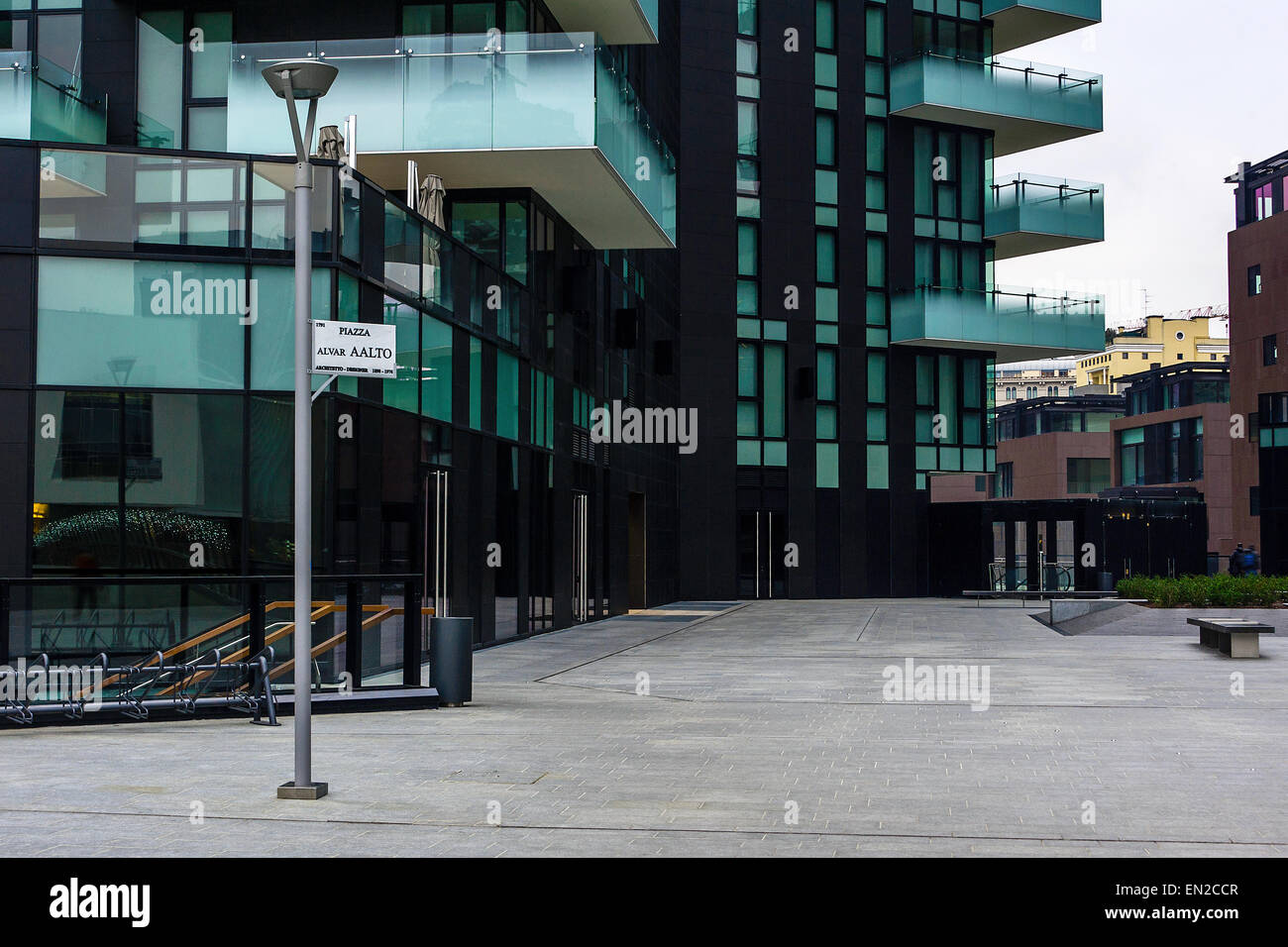 Piazza 'Alvar Aalto' Piazza Milano, Italia Foto Stock