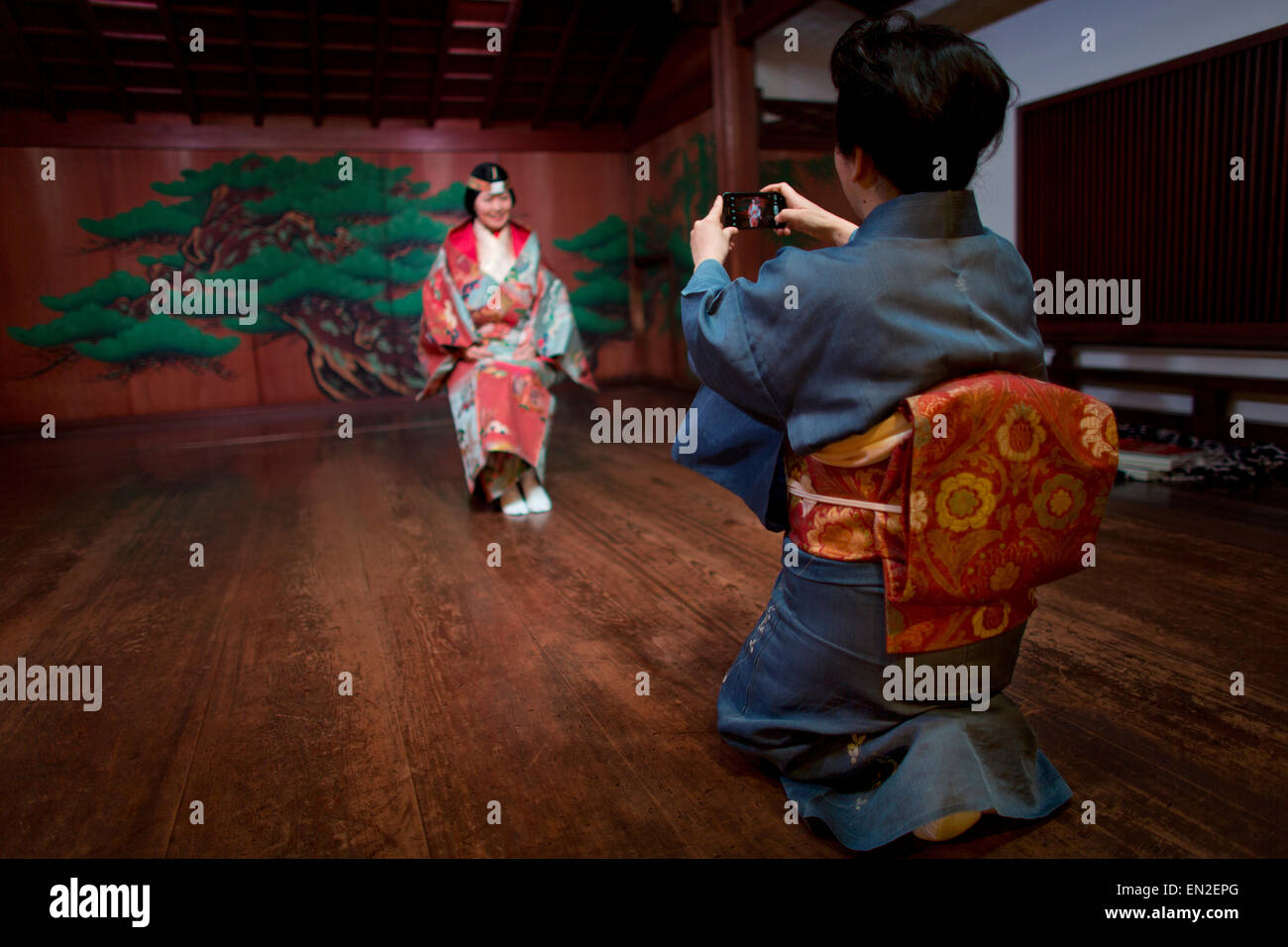 Kimono tradizionali in Giappone Foto Stock