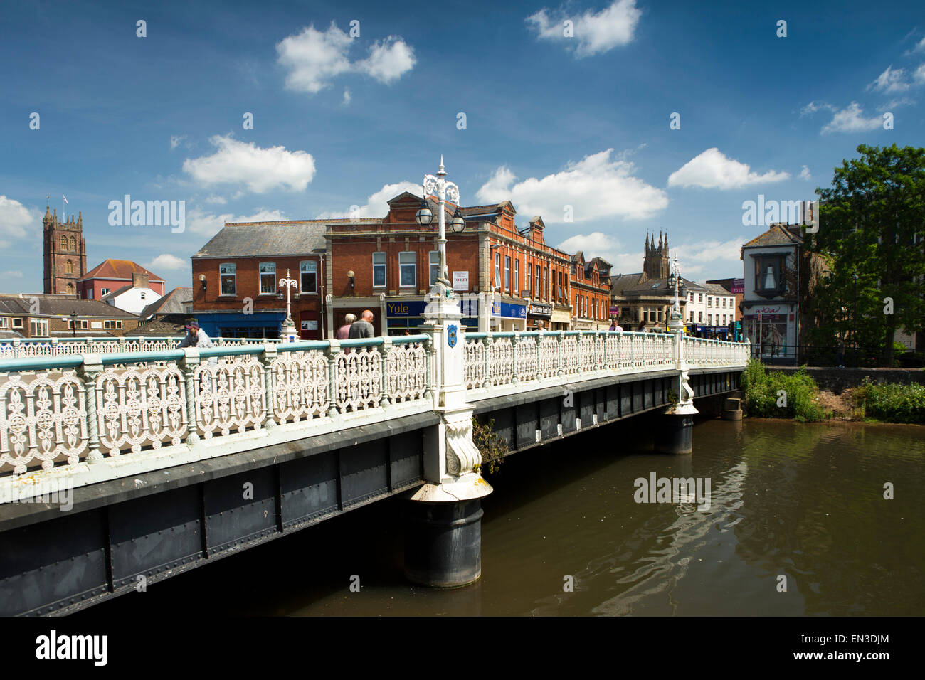 Regno Unito, Inghilterra, Somerset, Taunton, North Street, 1834 ponte sul fiume Tone Foto Stock