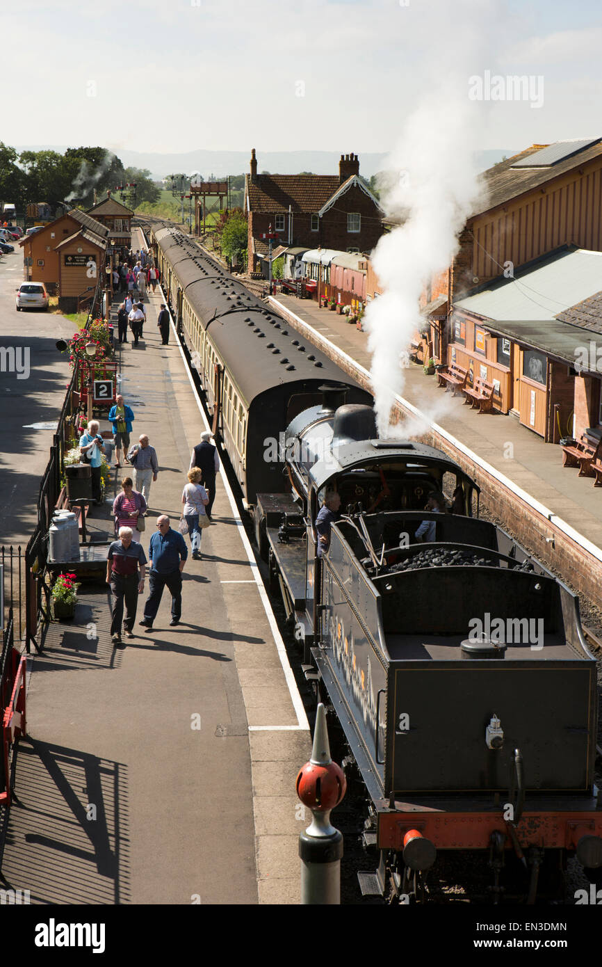 Regno Unito, Inghilterra, Somerset, Taunton, West Somerset convoglio ferroviario a vescovi Lydeard station Foto Stock