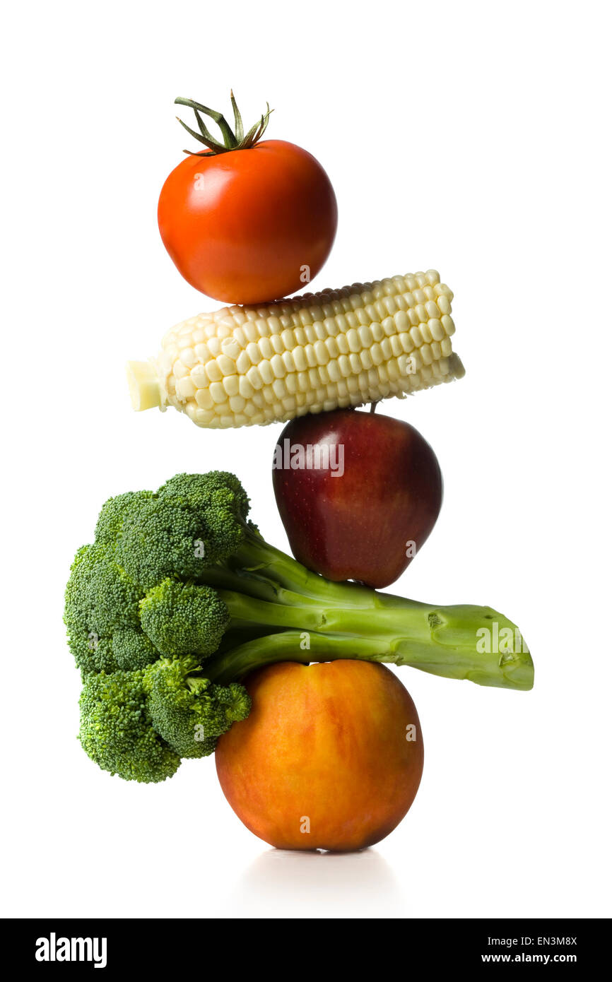 Pila di frutta e verdura Foto Stock