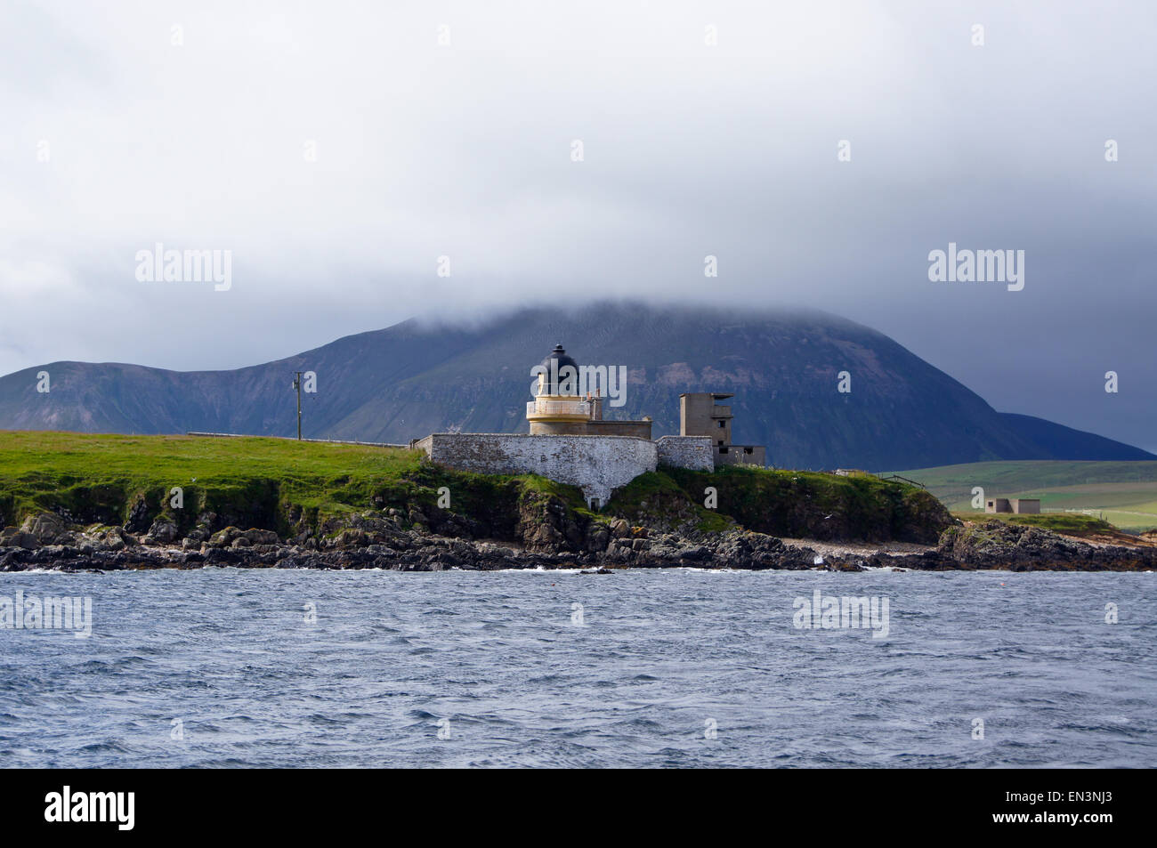 Hoy faro basso da Alan Stevenson, 1851, Graemsay, Hoy Suono, Orkney Islands, Scozia Foto Stock