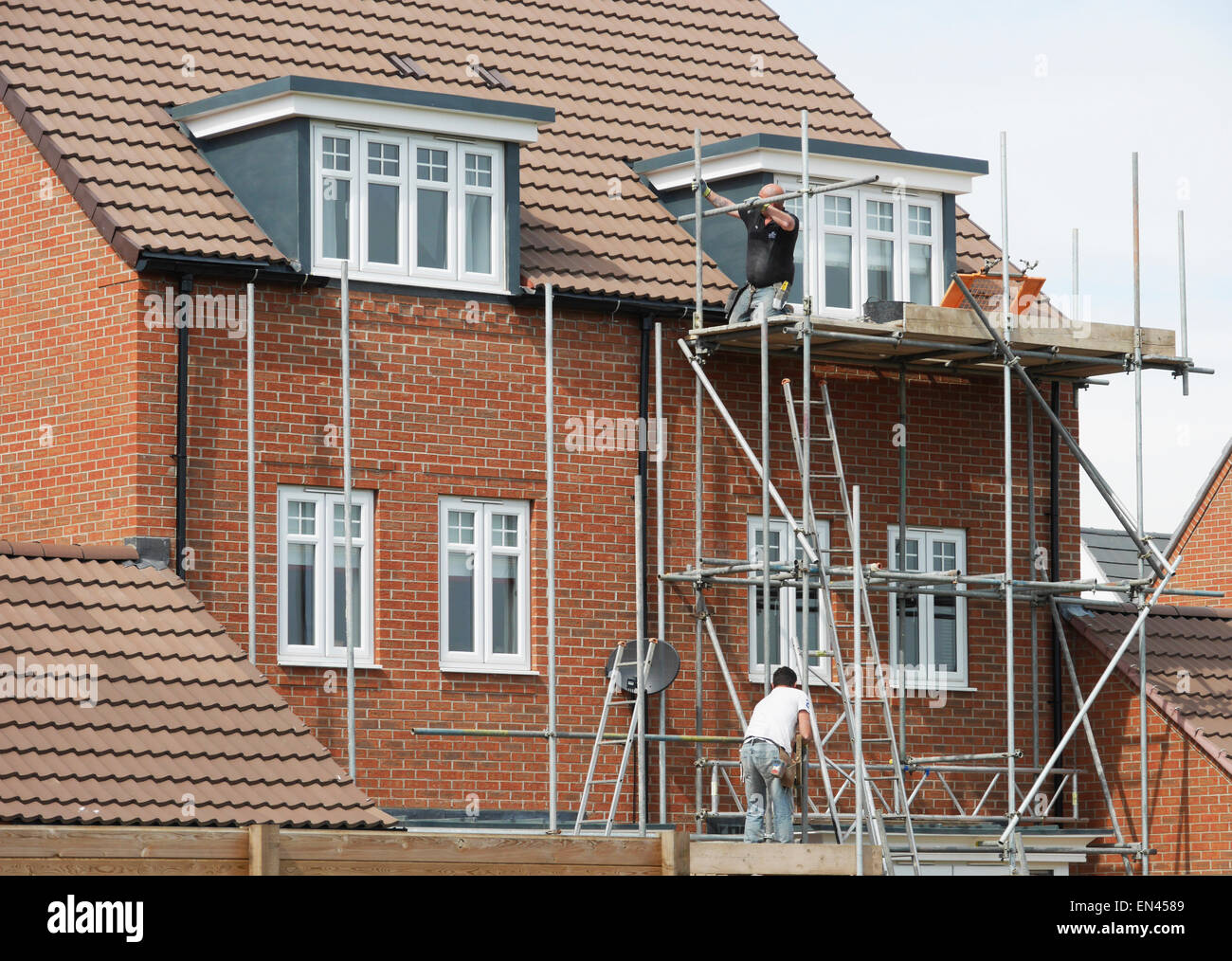 Le riparazioni di casa nuova, Lincolnshire, England, Regno Unito Foto Stock