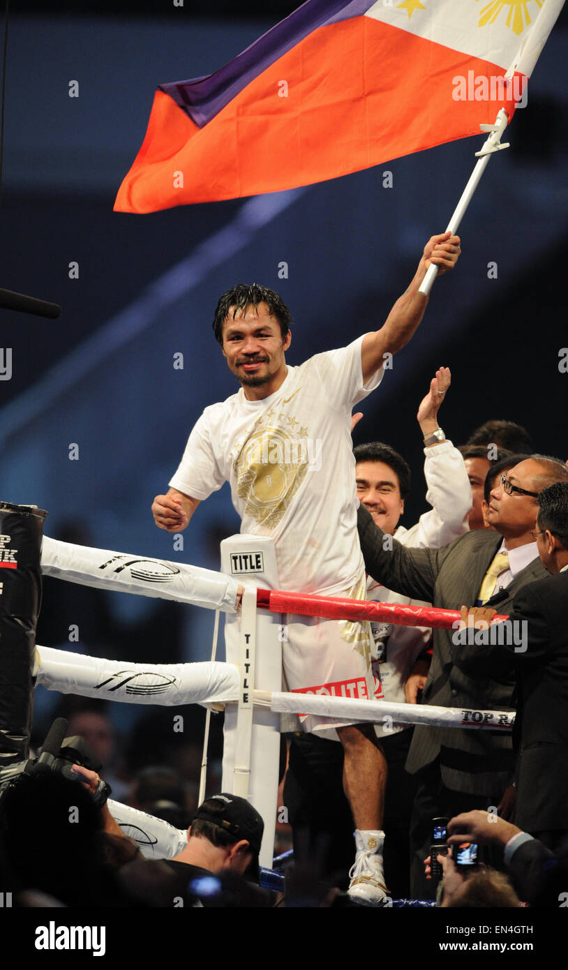 Arlington, Texas. Xiii Nov, 2010. Manny Pacquiao (PHI) Boxe : Manny Pacquiao delle Filippine celebra dopo aver vinto il WBC Mondo Super Welterweight title boxing lotta contro Antonio Margarito del Messico in Arlington, Texas . © Naoki Fukuda/AFLO/Alamy Live News Foto Stock