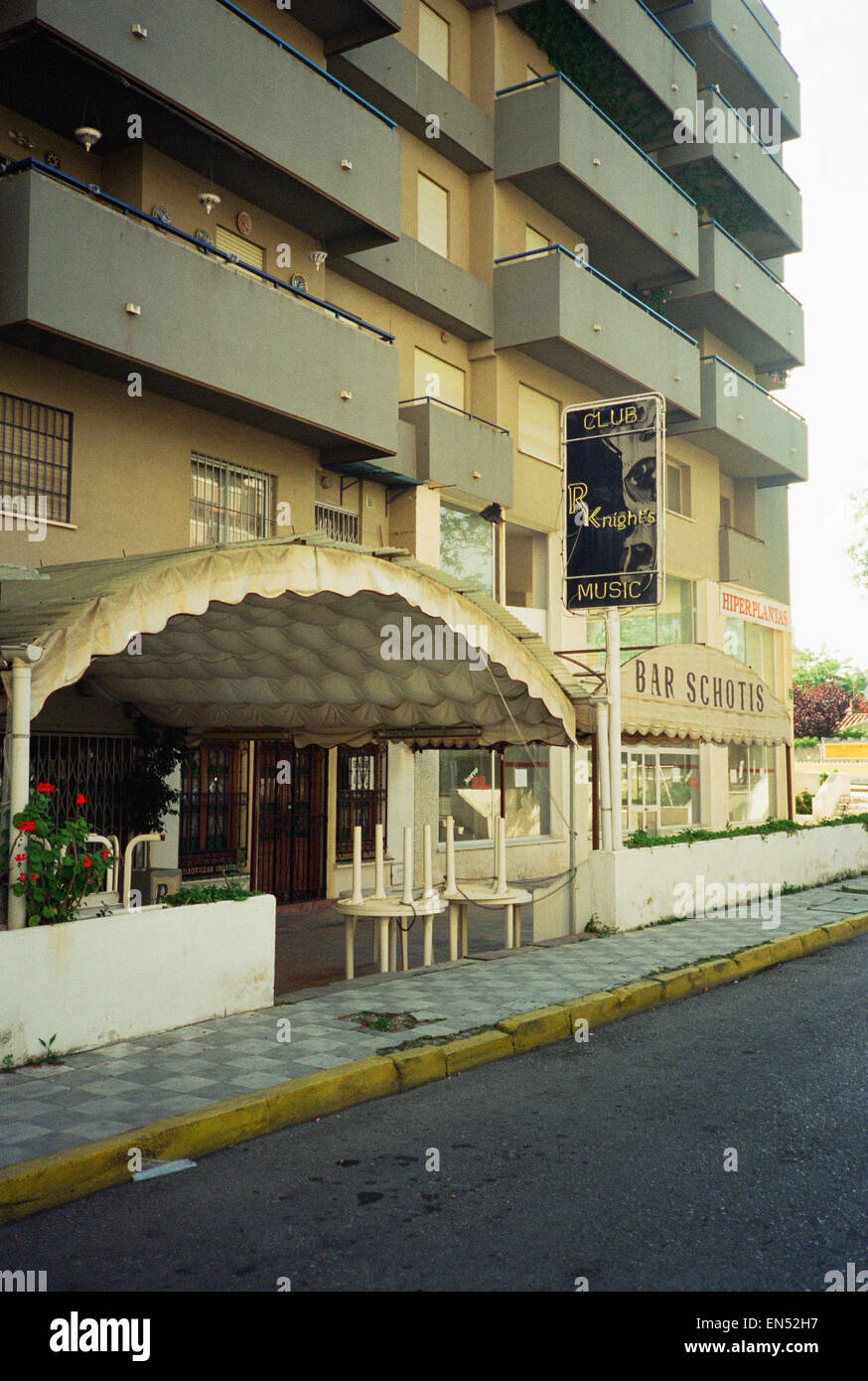 Vista esterna del club appartenenti alla ex gangster Londra Ronnie Knight in Malaga sulla Costa del Sol, Spagna. 13 maggio 1994. Foto Stock
