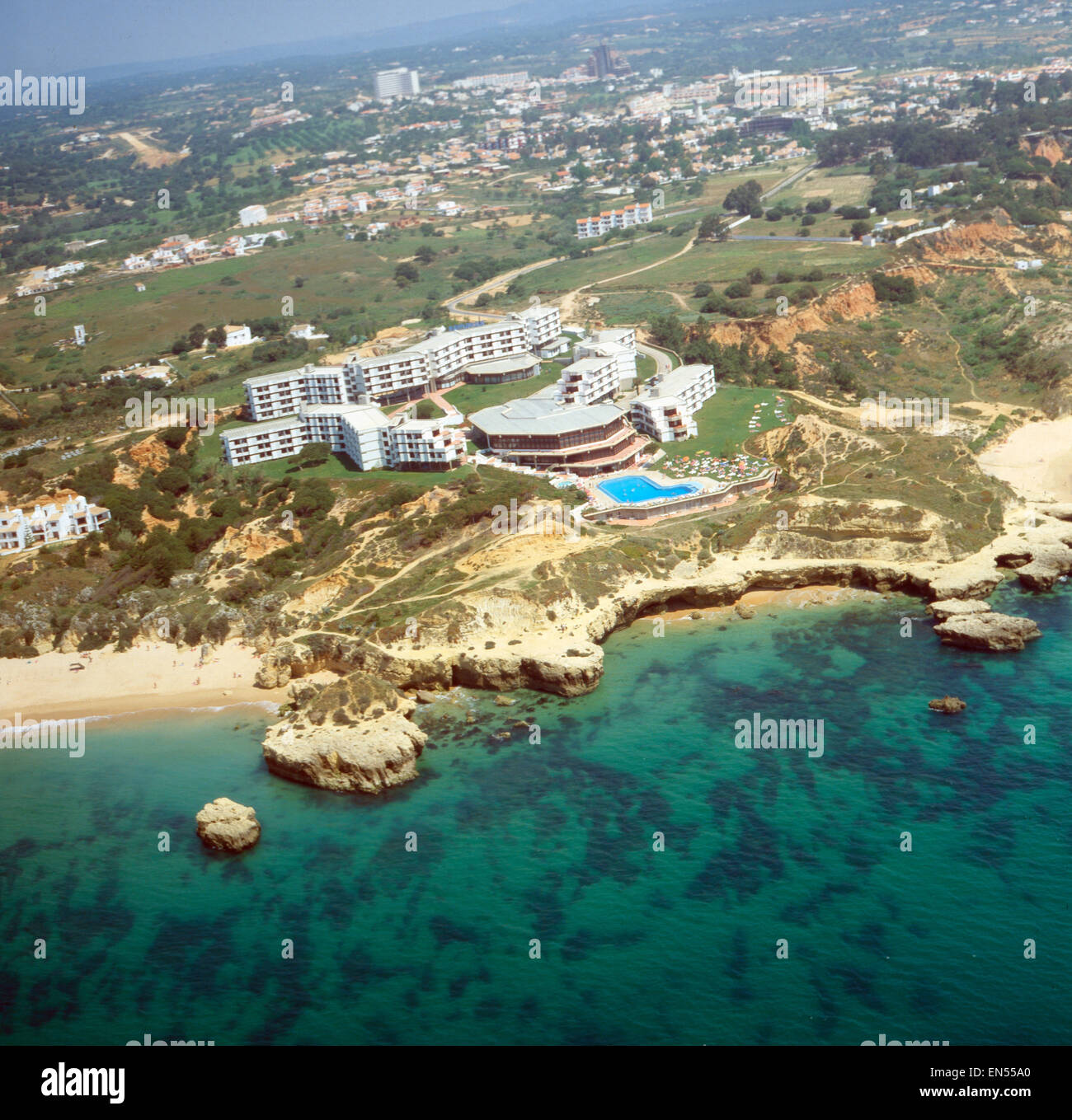 Eine Reise nach Albufeira, Portogallo 1980er Jahre. Un viaggio a Albufeira, Portogallo degli anni ottanta. Foto Stock