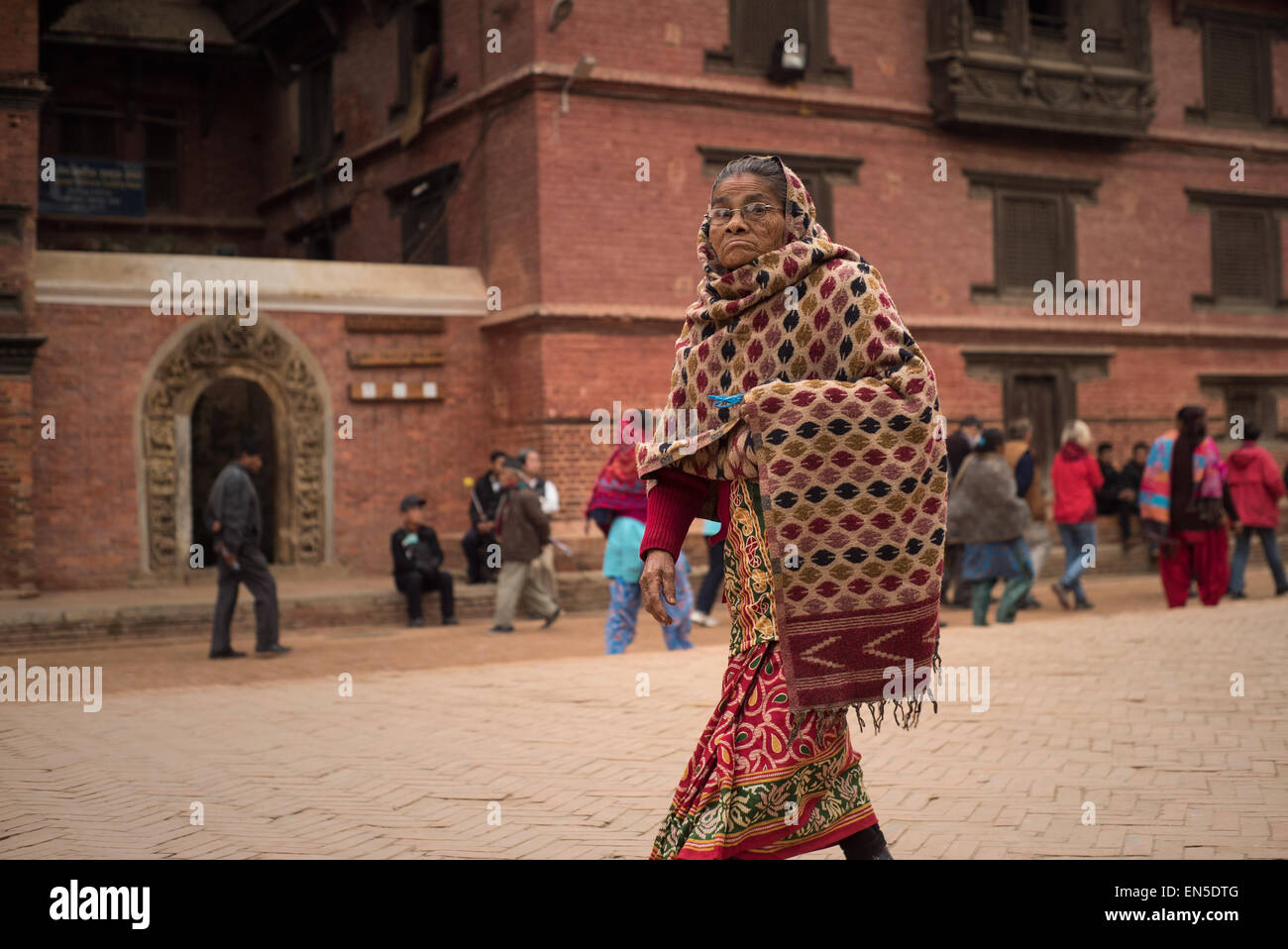 In Patan Durbar Square e stradine e vicoli in Lalitpur, Nepal solo pochi mesi prima del terremoto Foto Stock