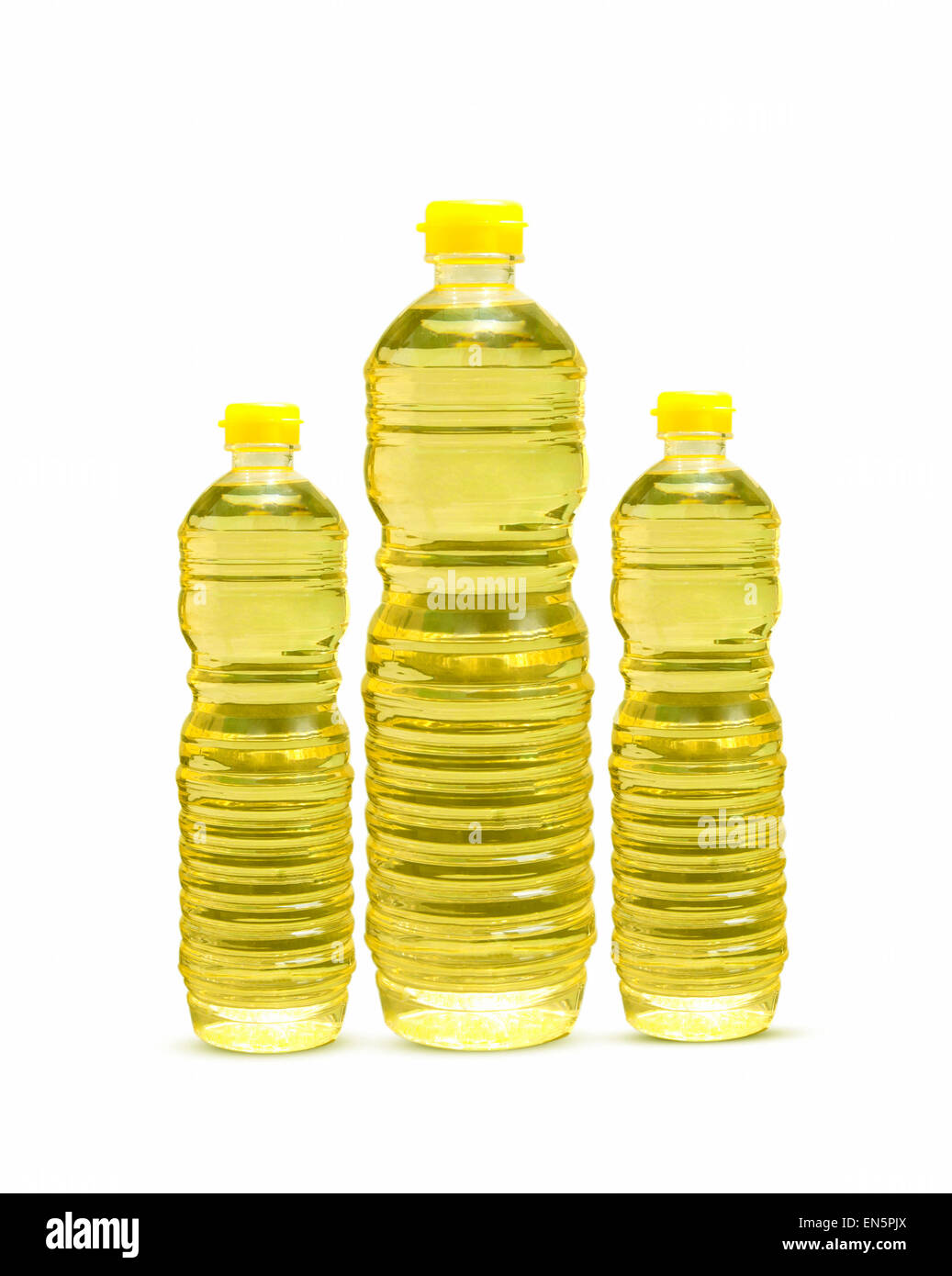 Bottiglia di olio vegetale per cucinare isolati su con lo sfondo con il percorso di clipping. Foto Stock