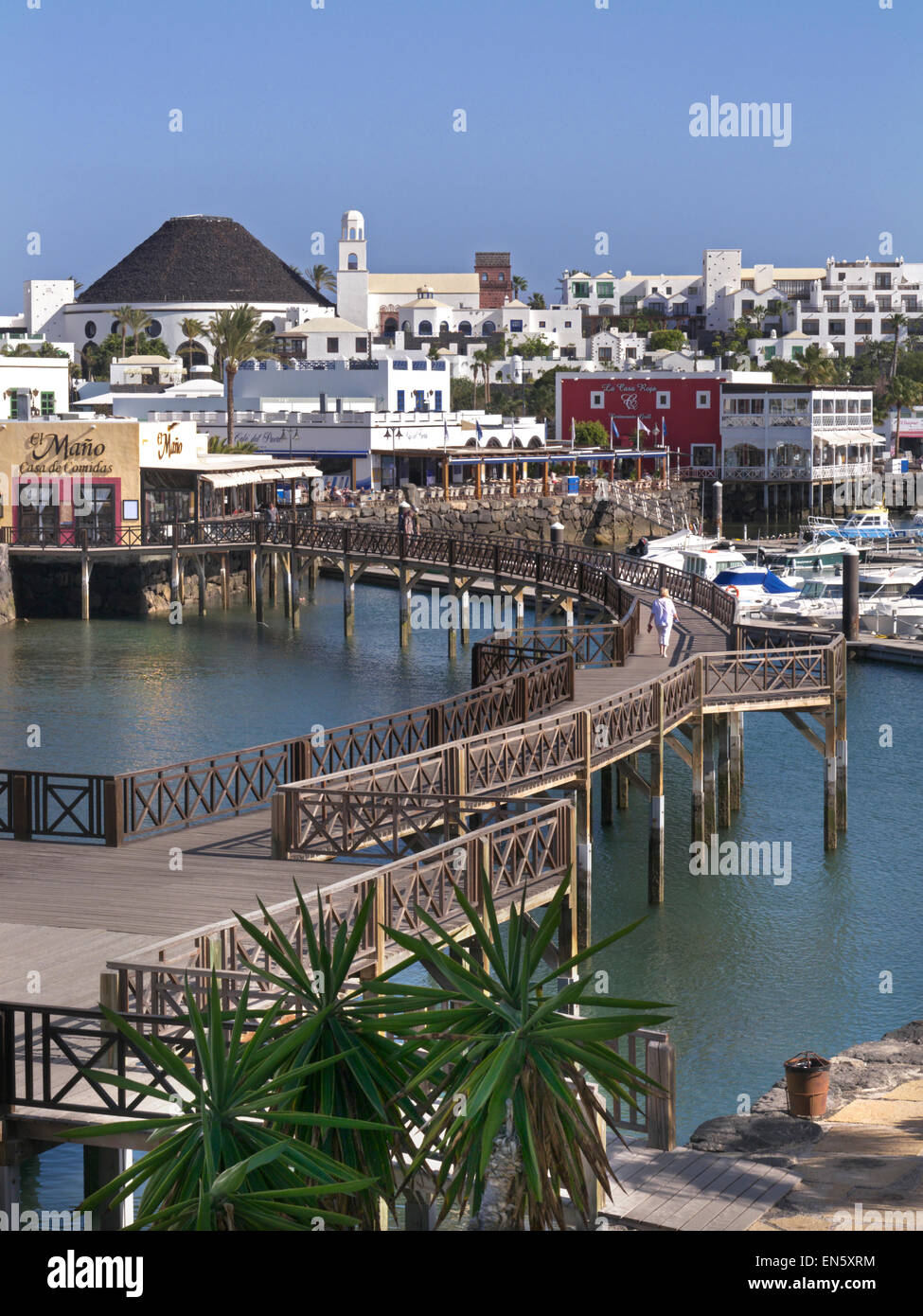 Marina Rubicon sviluppo del porto sulla costa sud occidentale di Lanzarote, Playa Blanca Isole Canarie Spagna Foto Stock