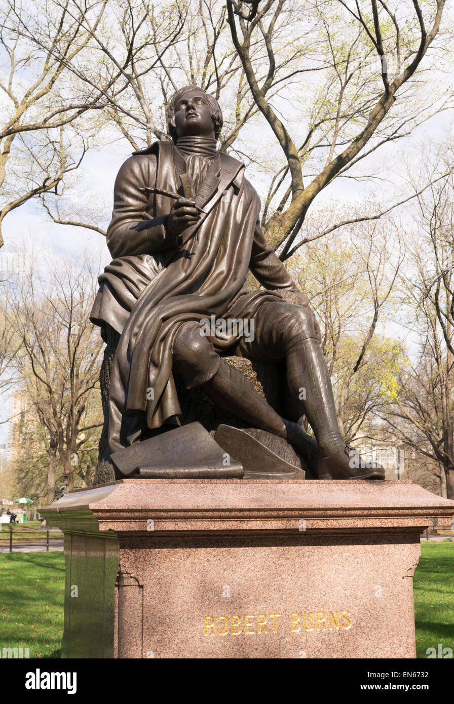 Statua di Scottish National poeta Robert Burns in dallo scultore Giovanni Steell nel Central Park di New York, Stati Uniti d'America Foto Stock