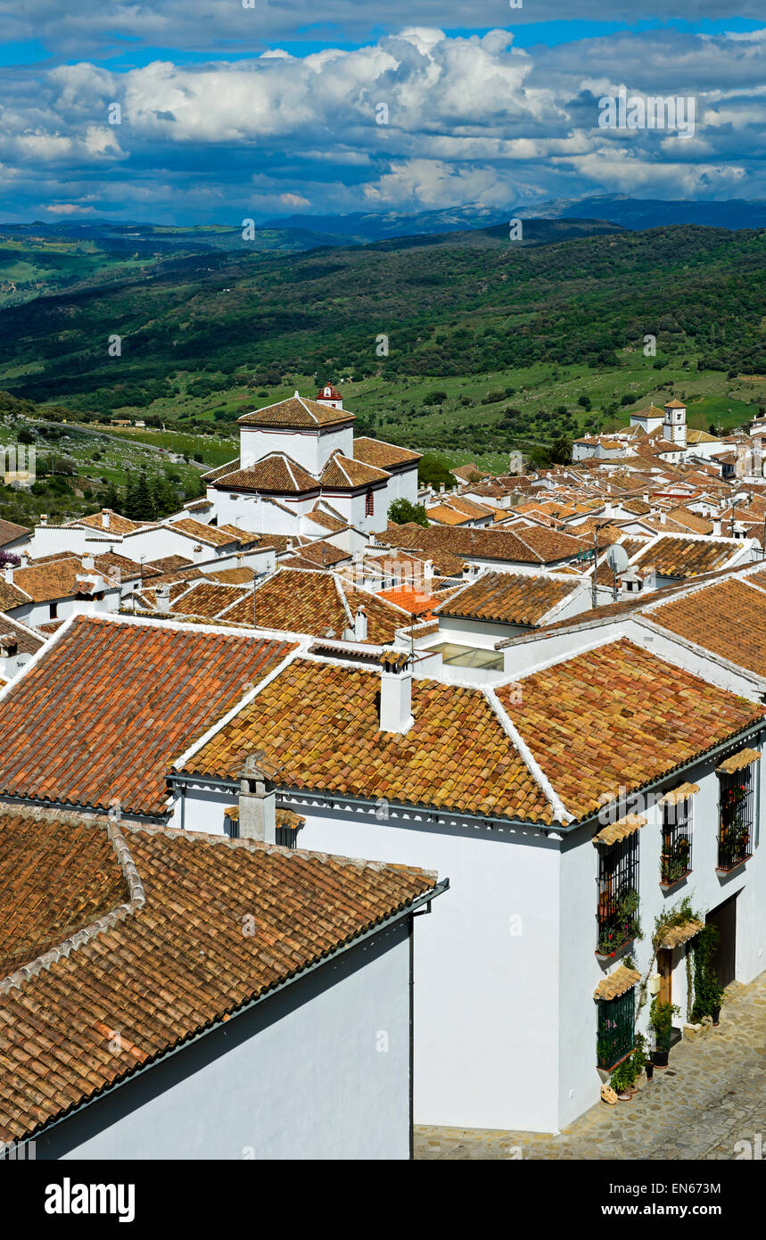 Grazalema, il villaggio bianco o Pueblo Blanco, nella Sierra de Grazalema, Cadice provincia, Andalusia, Spagna Foto Stock