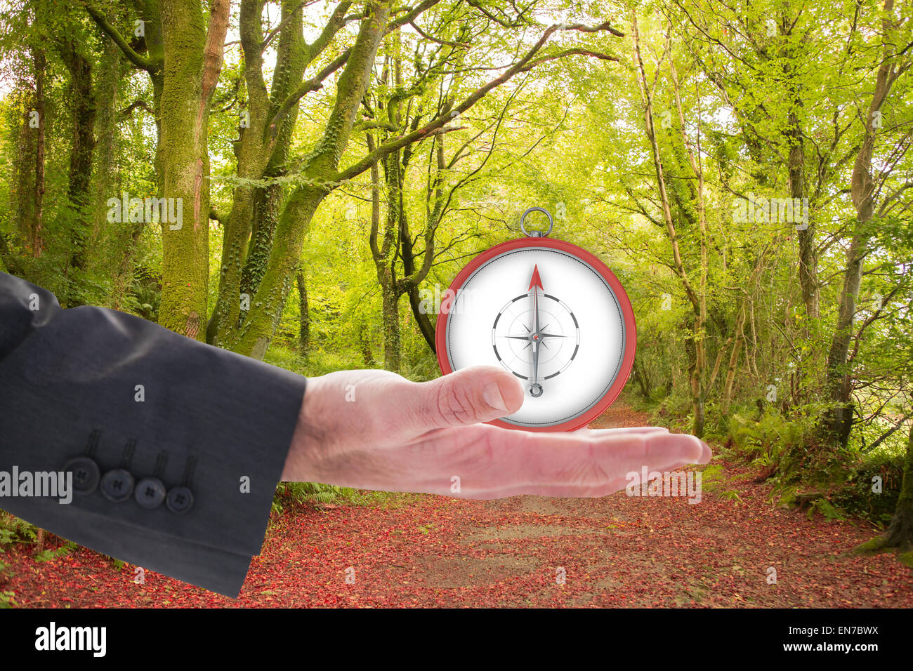 Immagine composita di imprenditore tenendo fuori mano nella presentazione Foto Stock