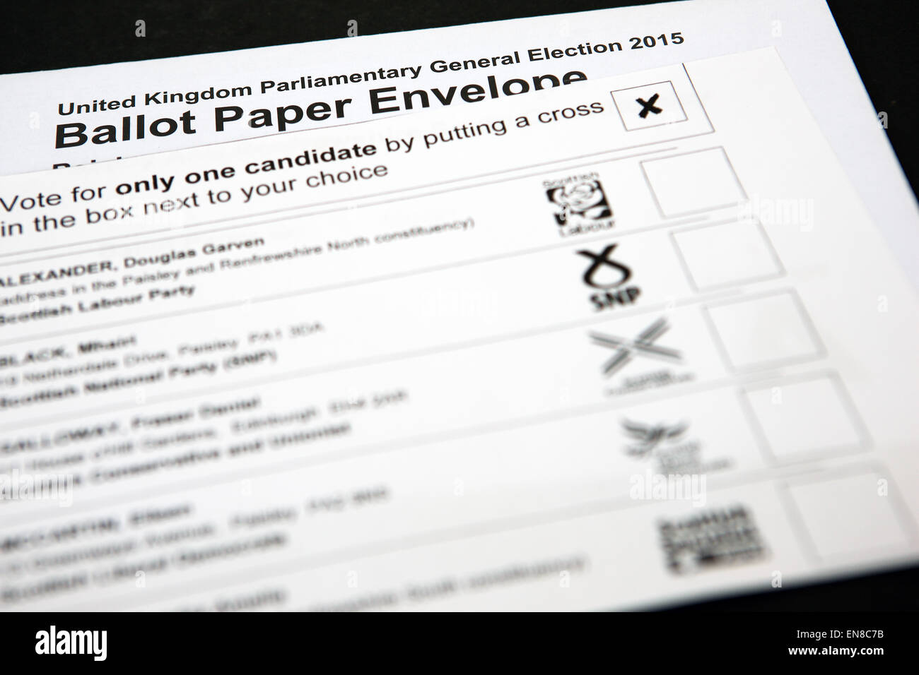 Elezioni generali 2015 voto cartaceo Foto Stock