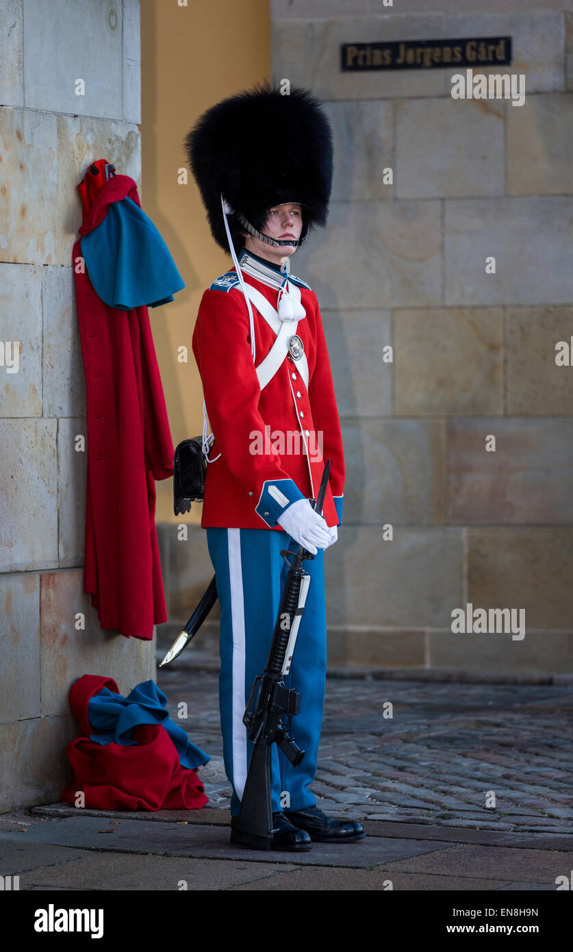 Ritratto del soldato nelle Guardie della Regina, Copenhagen, Danimarca Foto Stock