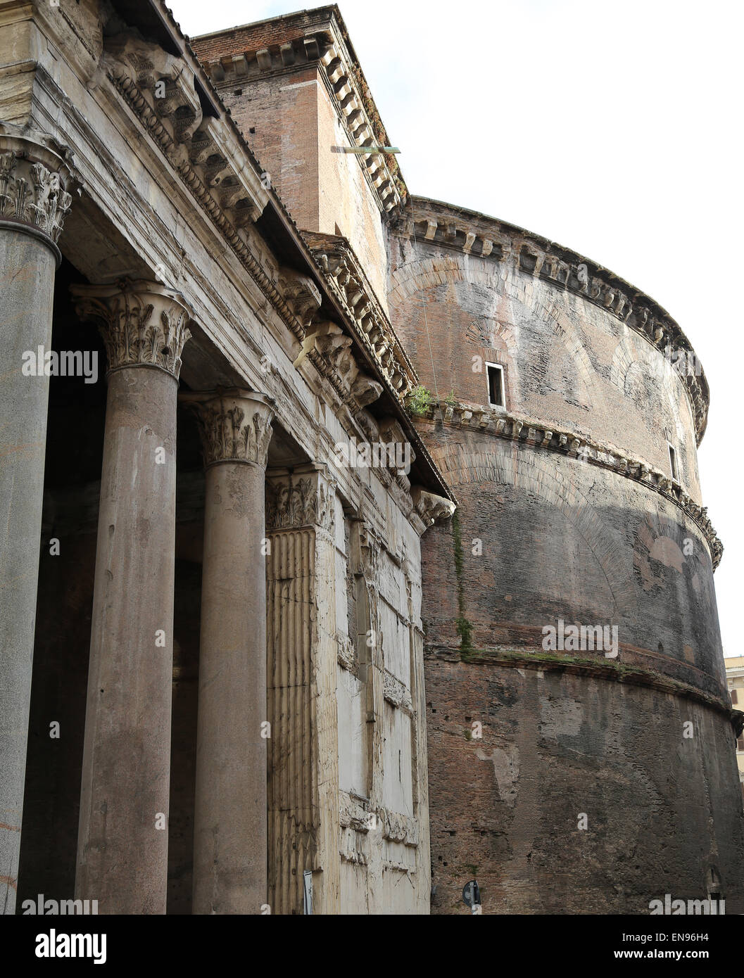 L'Italia. Roma. Pantheon. Tempio romano. Esterno. Foto Stock