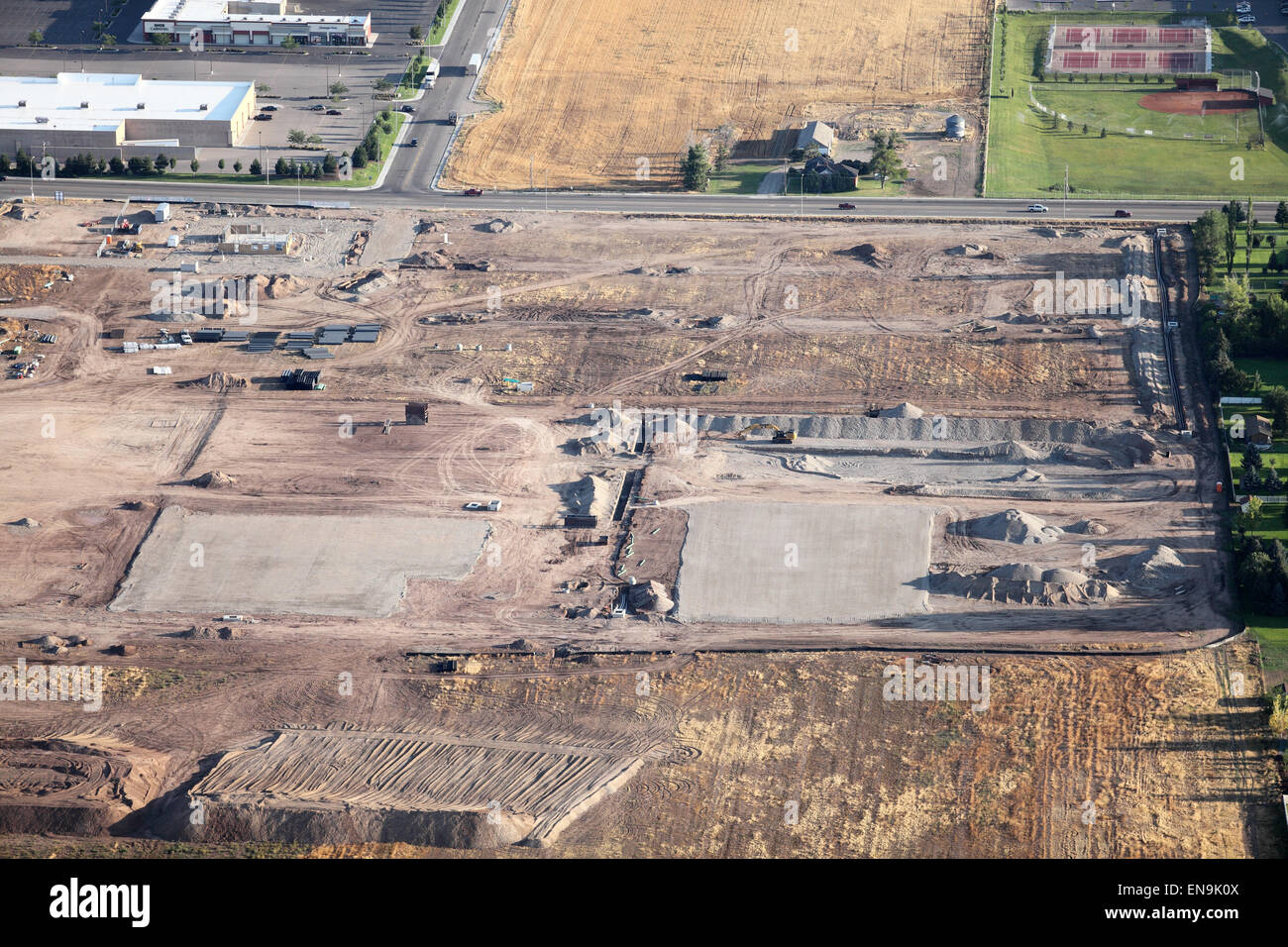 Un'immagine aerea di un commercial real estate development in costruzione Foto Stock