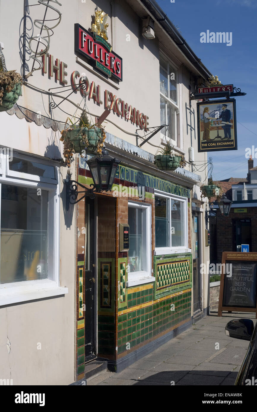Il carbone Exchange public house su South Street Peschici Foto Stock