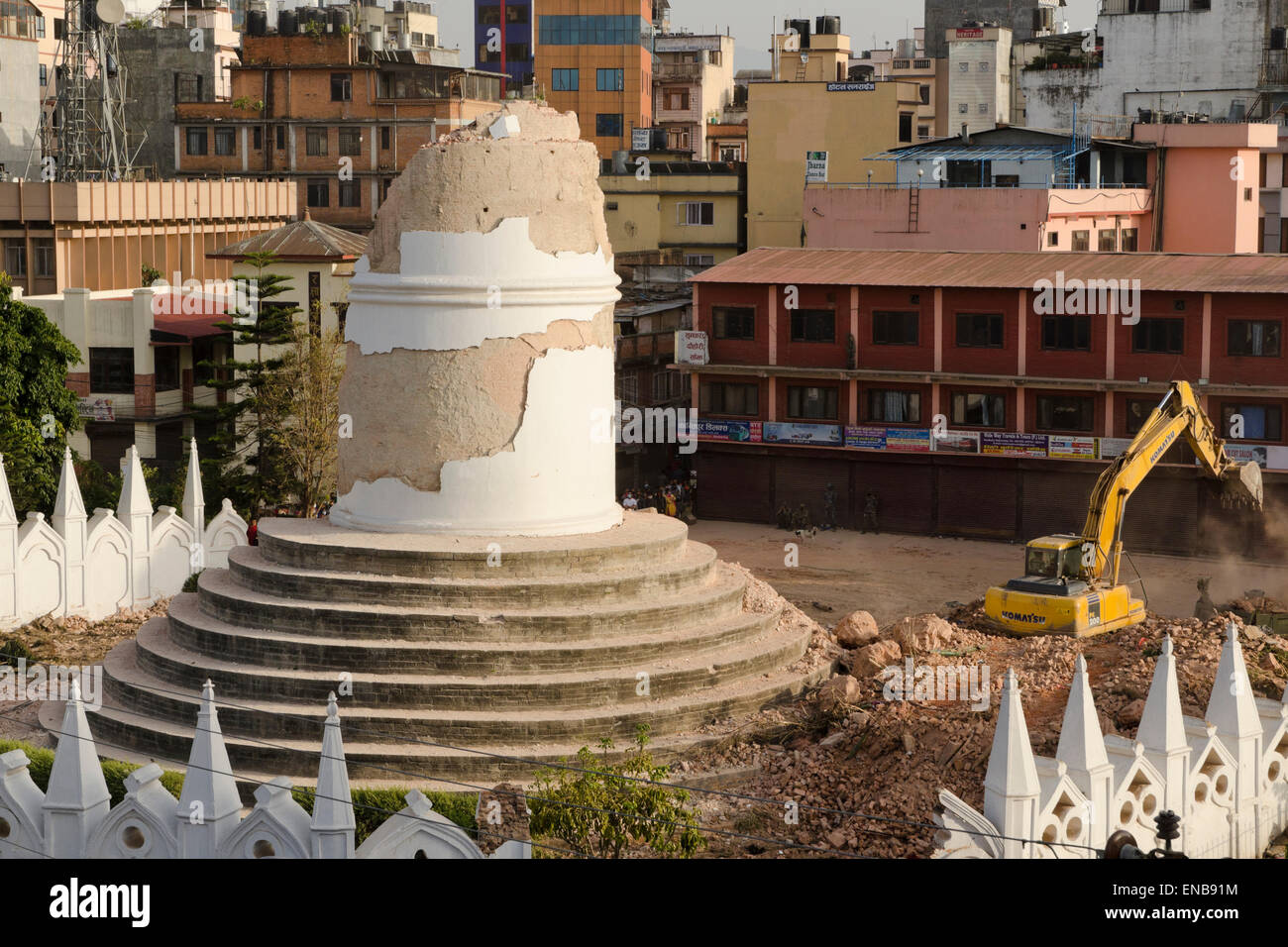 Il Nepal terremoto: torre Dharahara distrutta dal terremoto. Foto Stock