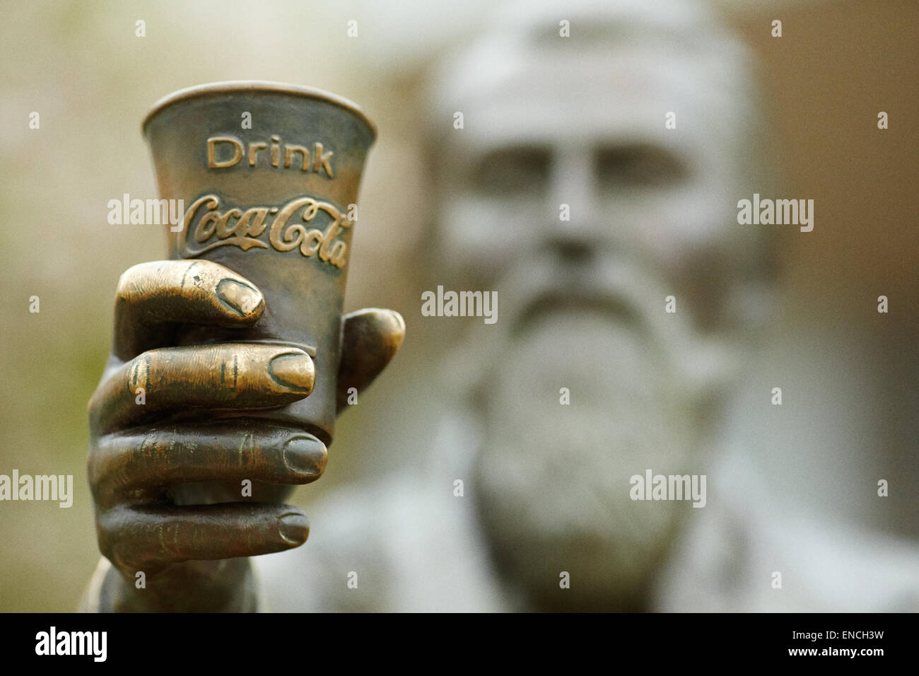 'Centro città Atlanta in Georga USA statua in bronzo di John Stith Pemberton Luglio 1831 - Agosto 1888 era un farmacista americano ed è Foto Stock