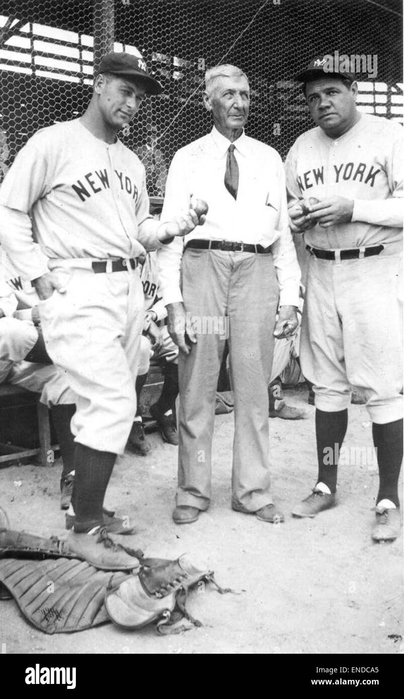 Il campo di allenamento primaverile dei New York Yankees a St. Petersburg, Florida, prepara la squadra per la prossima stagione di baseball. Il campo funge da campo di allenamento sia per giocatori esperti che per potenziali clienti, continuando una lunga tradizione di eccellenza del baseball. Foto Stock