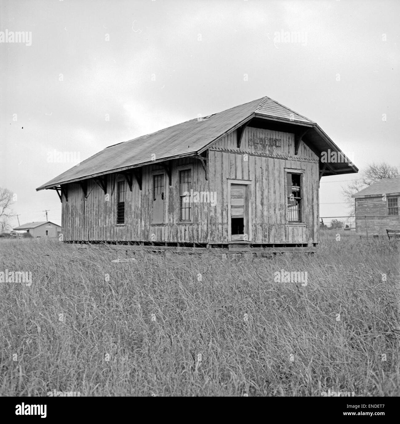 [Missouri-Kansas-Texas Railroad Depot, Hewitt, Texas] Foto Stock