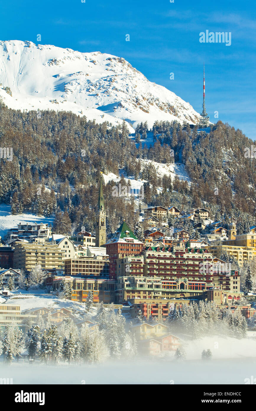 Vista di San Moritz ( Saint Moritz ), Engadina, Svizzera Foto Stock